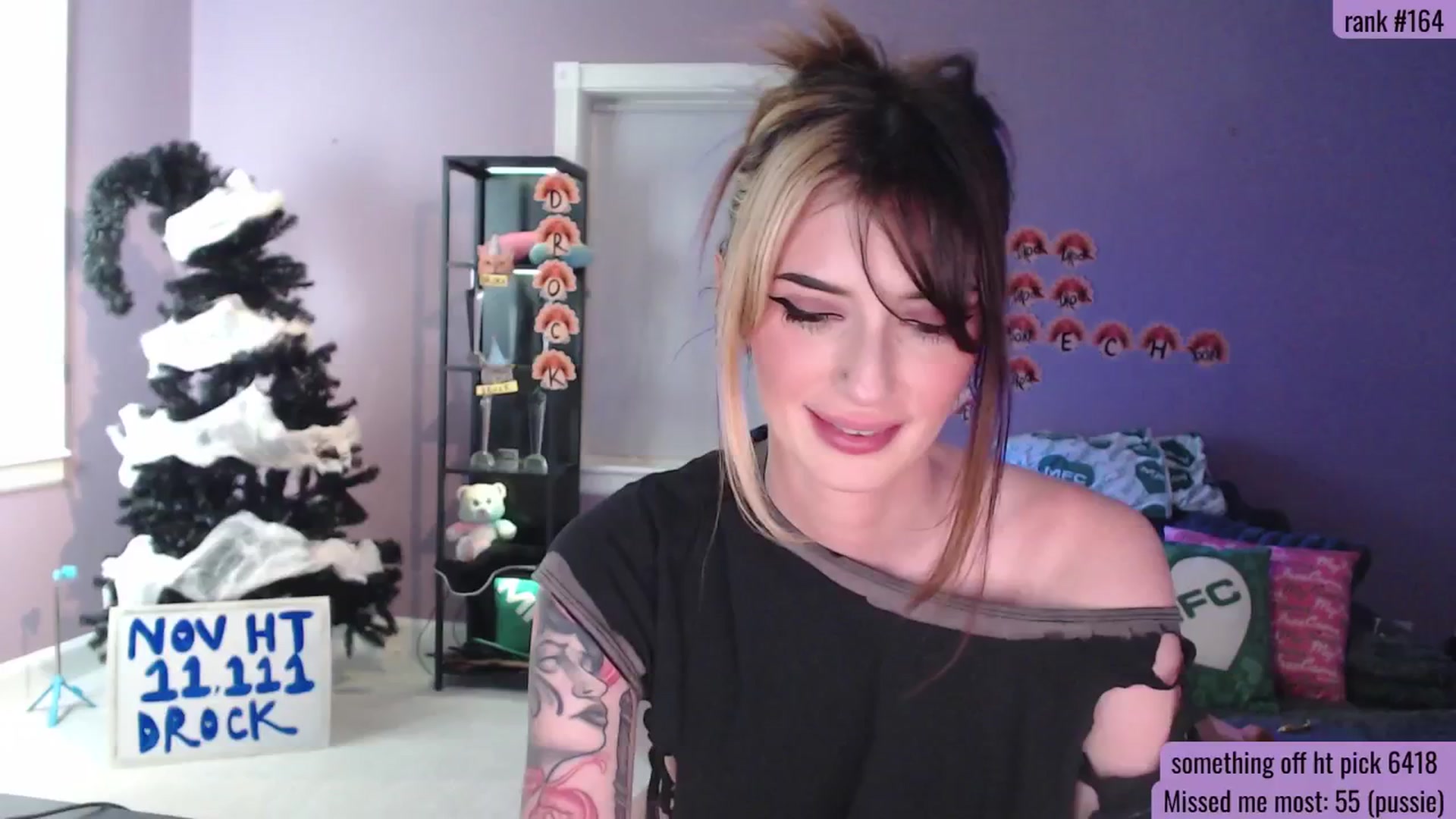 Gallery image thumbnail from DrocksAriel's myfreecams stream on, 11/19/2025, 03:25 image 5 of 20