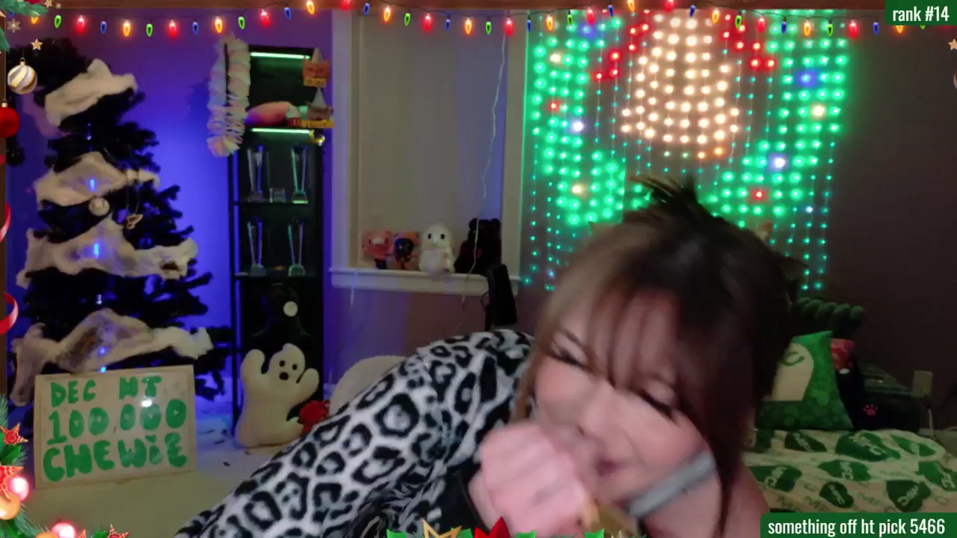 Gallery image thumbnail from DrocksAriel's myfreecams stream on, 12/31/2025, 03:05 image 7 of 20