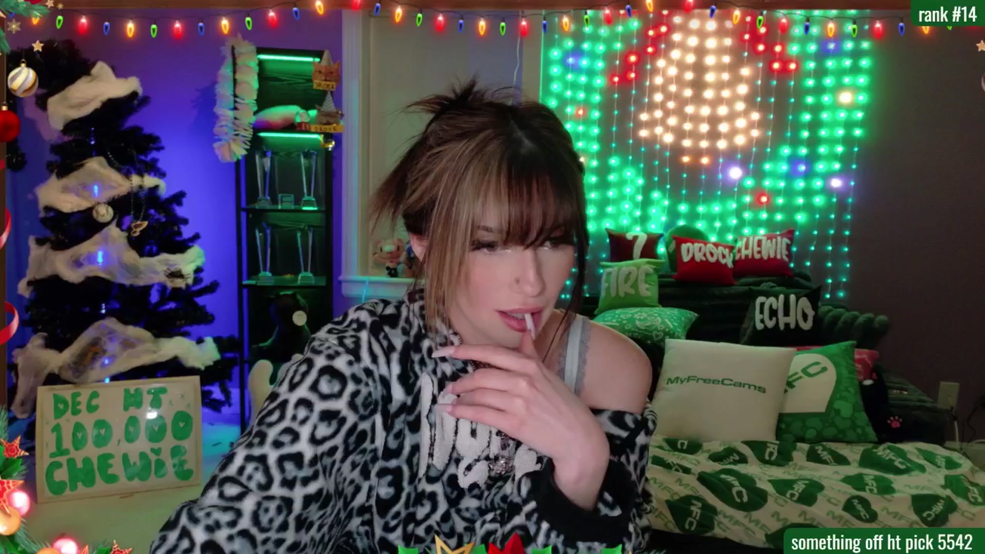 Gallery image thumbnail from DrocksAriel's myfreecams stream on, 12/31/2025, 03:05 image 5 of 20