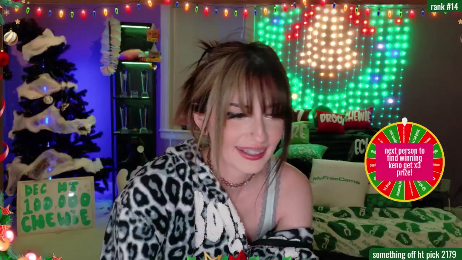 Gallery image thumbnail from DrocksAriel's myfreecams stream on, 12/31/2025, 03:05 image 18 of 20