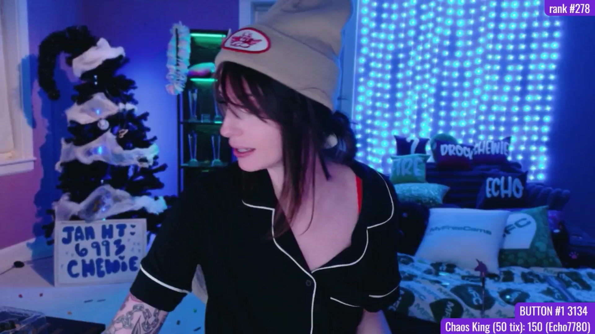Gallery image thumbnail from DrocksAriel's myfreecams stream on, 01/06/2026, 05:43 image 1 of 20