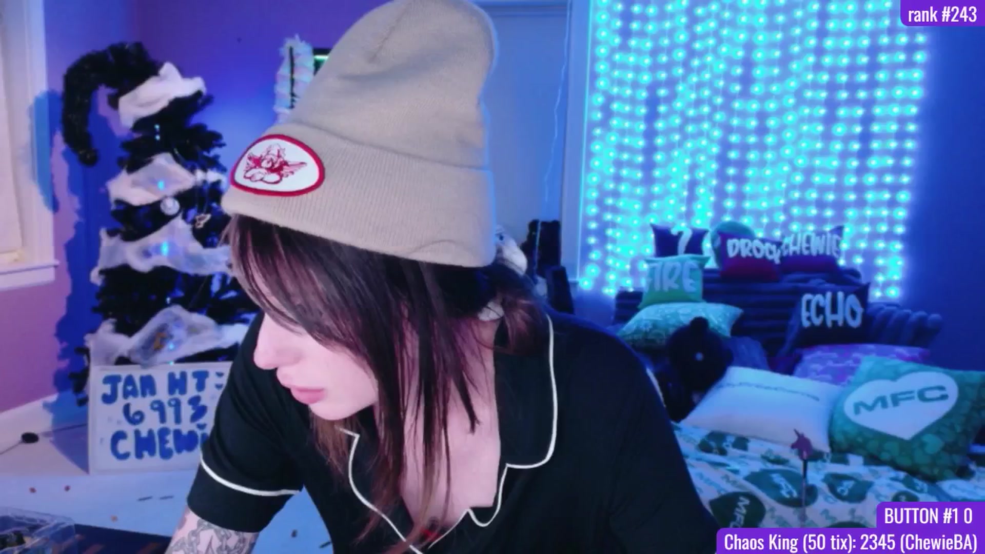Gallery image thumbnail from DrocksAriel's myfreecams stream on, 01/06/2026, 05:43 image 5 of 20
