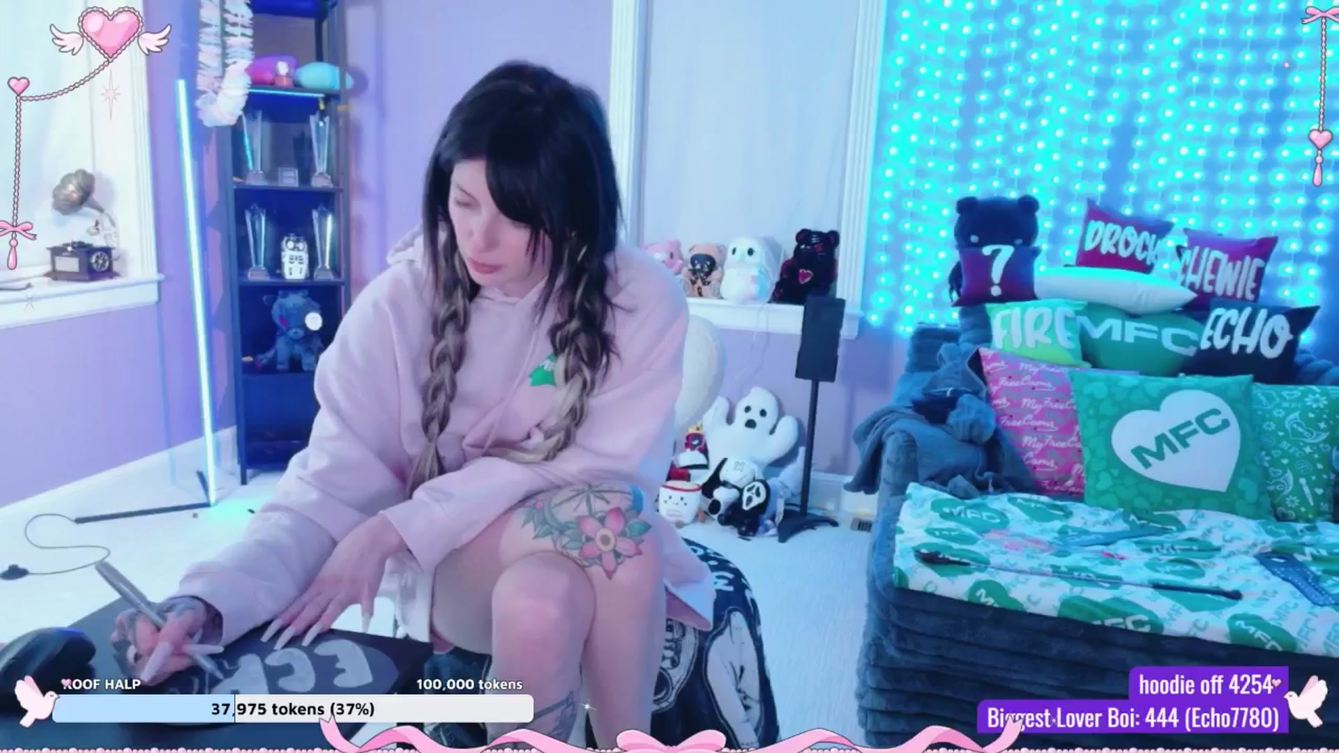 Gallery image thumbnail from DrocksAriel's myfreecams stream on, 02/02/2026, 02:52 image 16 of 20