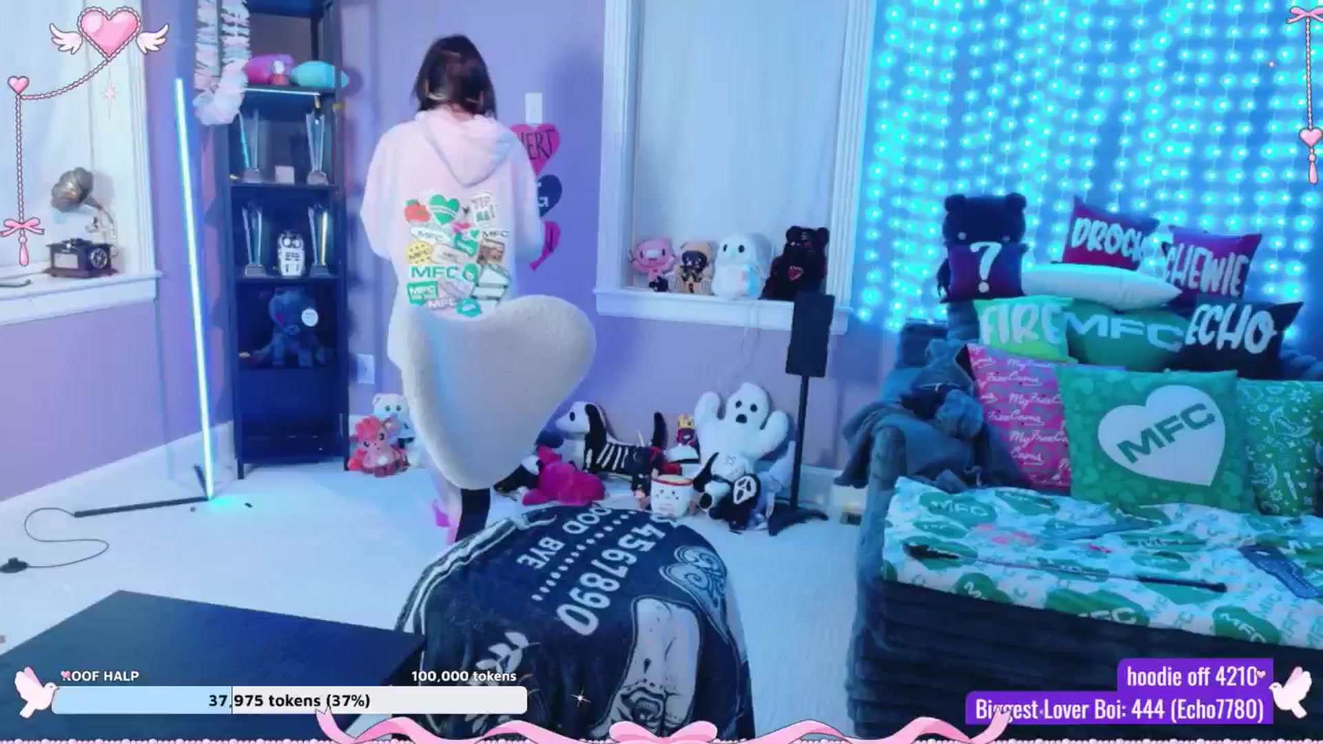 Gallery image thumbnail from DrocksAriel's myfreecams stream on, 02/02/2026, 02:52 image 17 of 20