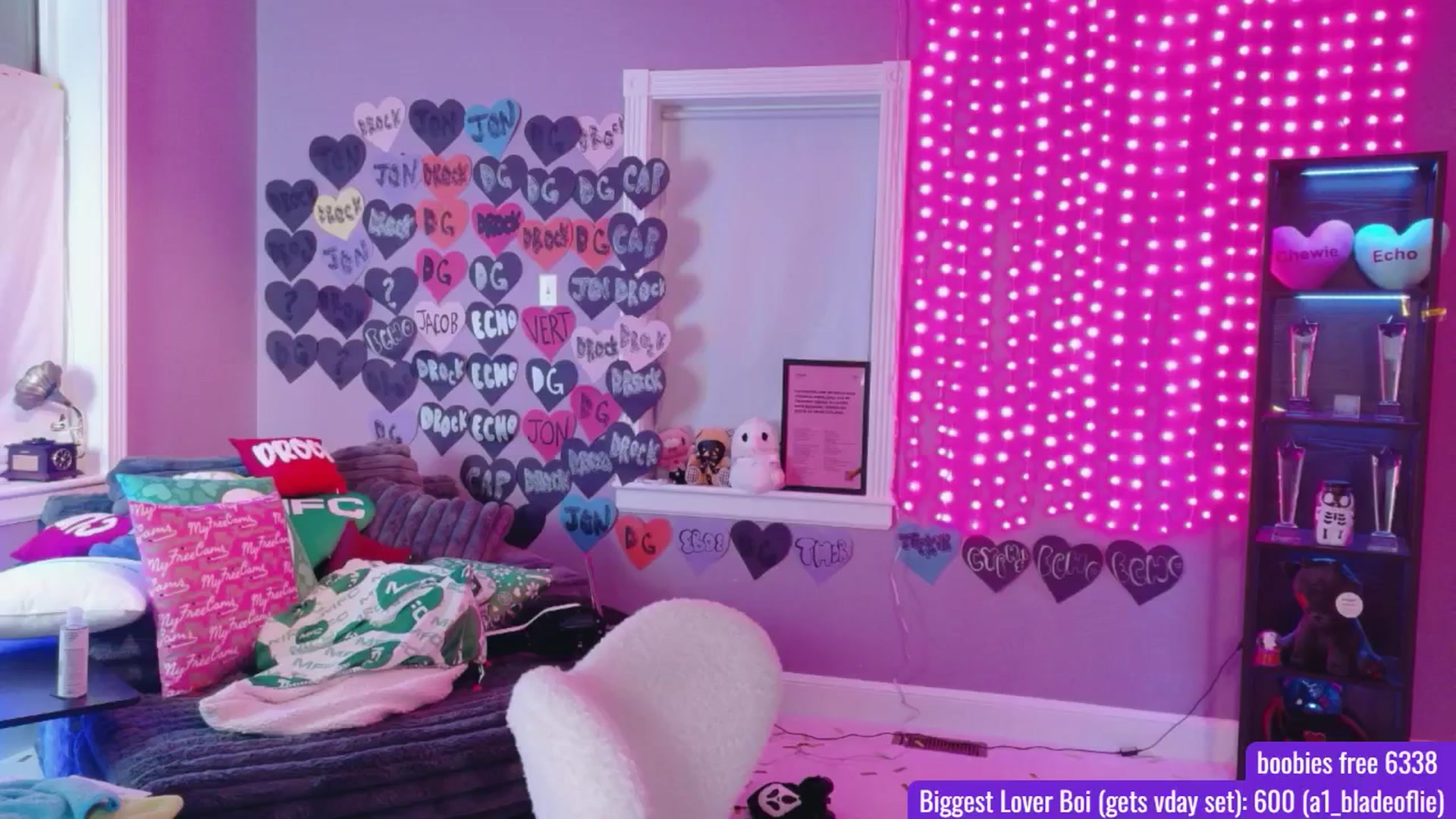 Gallery image thumbnail from DrocksAriel's myfreecams stream on, 02/17/2026, 03:46 image 6 of 20
