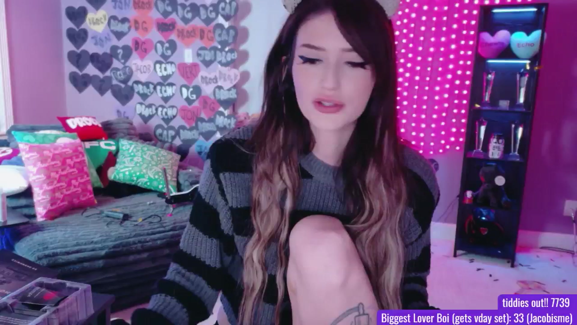 Gallery image thumbnail from DrocksAriel's myfreecams stream on, 02/18/2026, 02:15 image 2 of 20