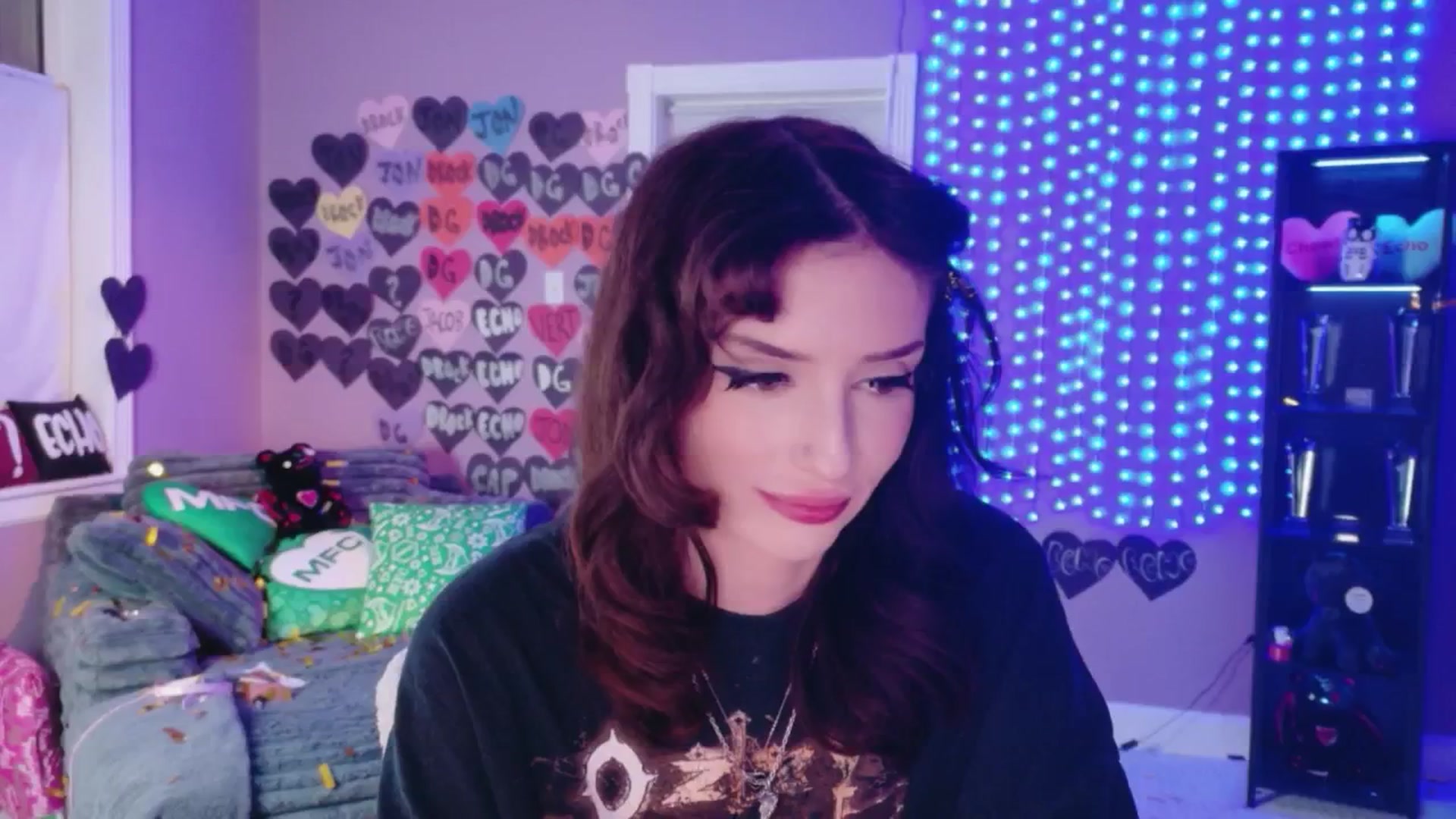 Gallery image thumbnail from DrocksAriel's myfreecams stream on, 03/01/2026, 02:19 image 17 of 20