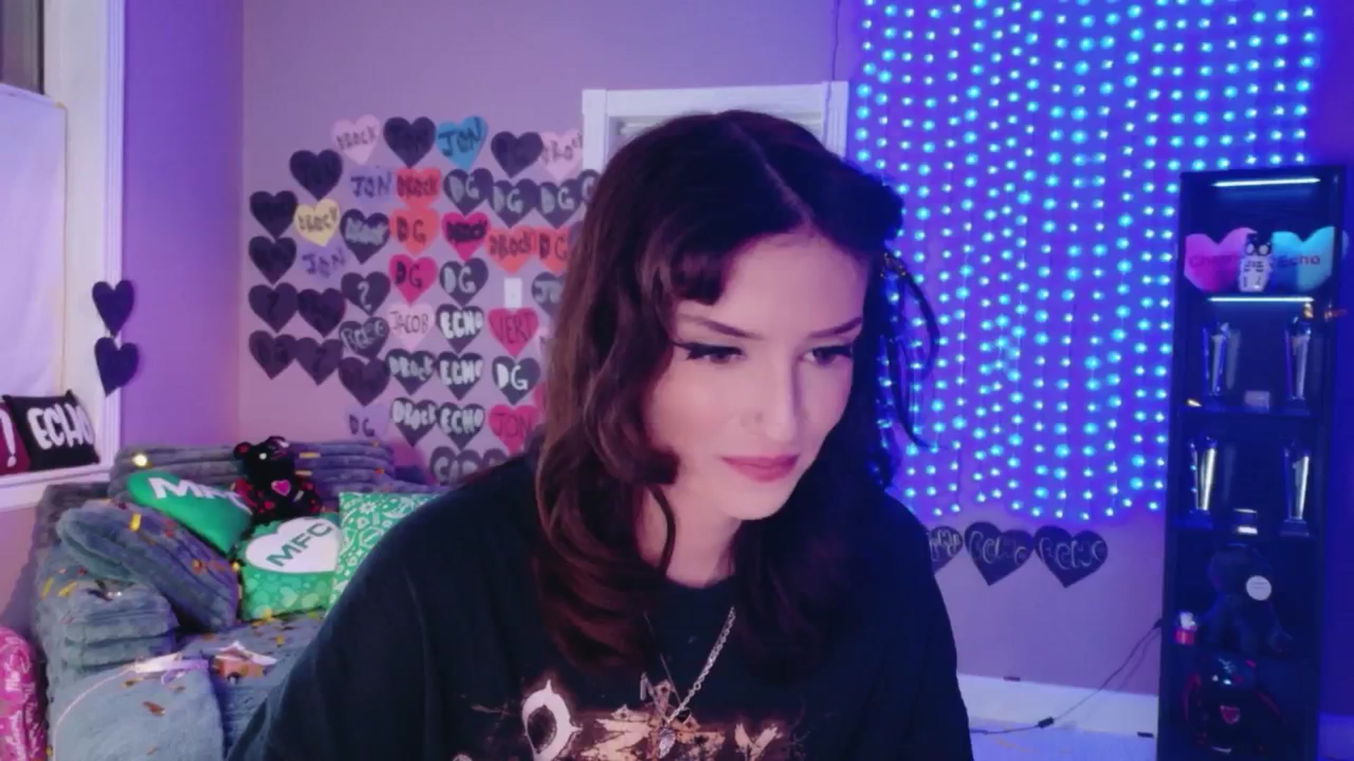 Gallery image thumbnail from DrocksAriel's myfreecams stream on, 03/01/2026, 02:19 image 10 of 20