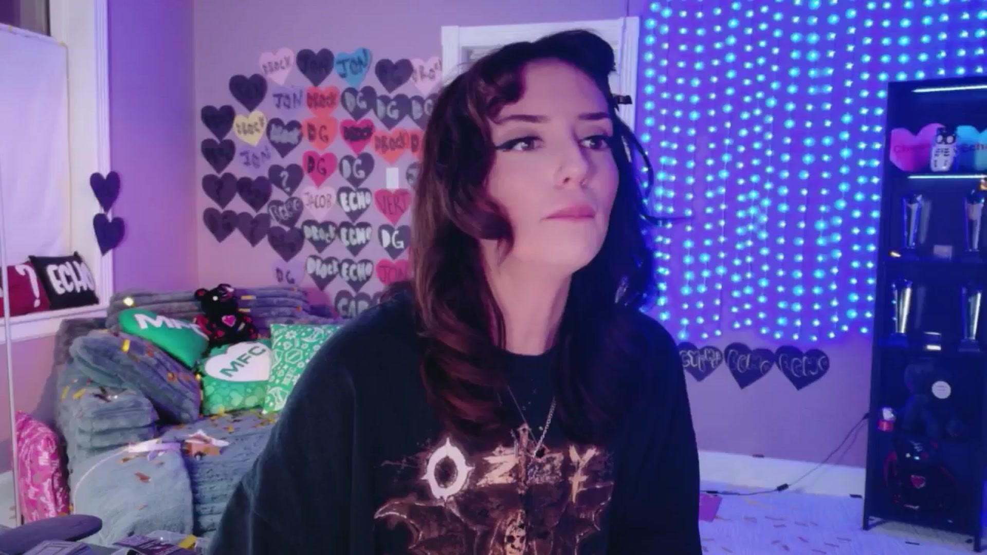 Gallery image thumbnail from DrocksAriel's myfreecams stream on, 03/01/2026, 02:19 image 15 of 20