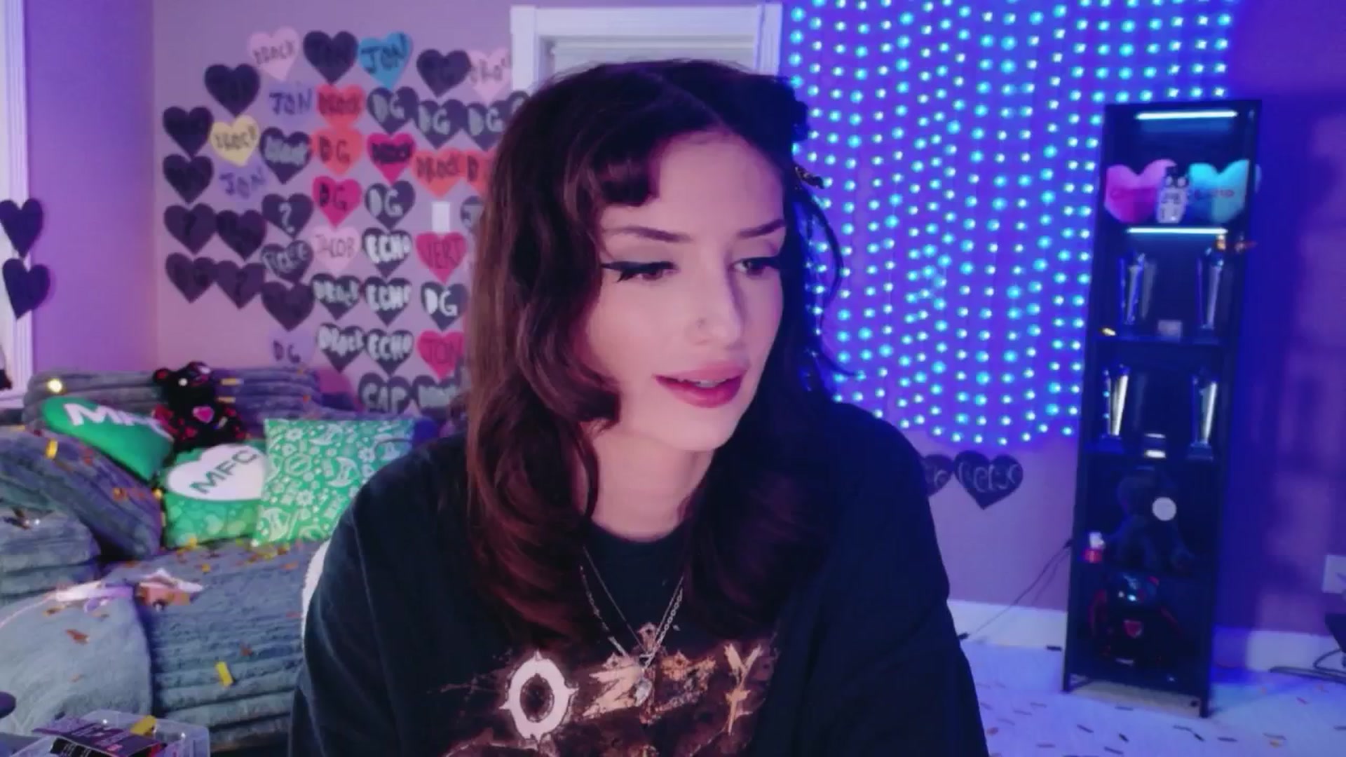 Gallery image thumbnail from DrocksAriel's myfreecams stream on, 03/01/2026, 02:19 image 7 of 20
