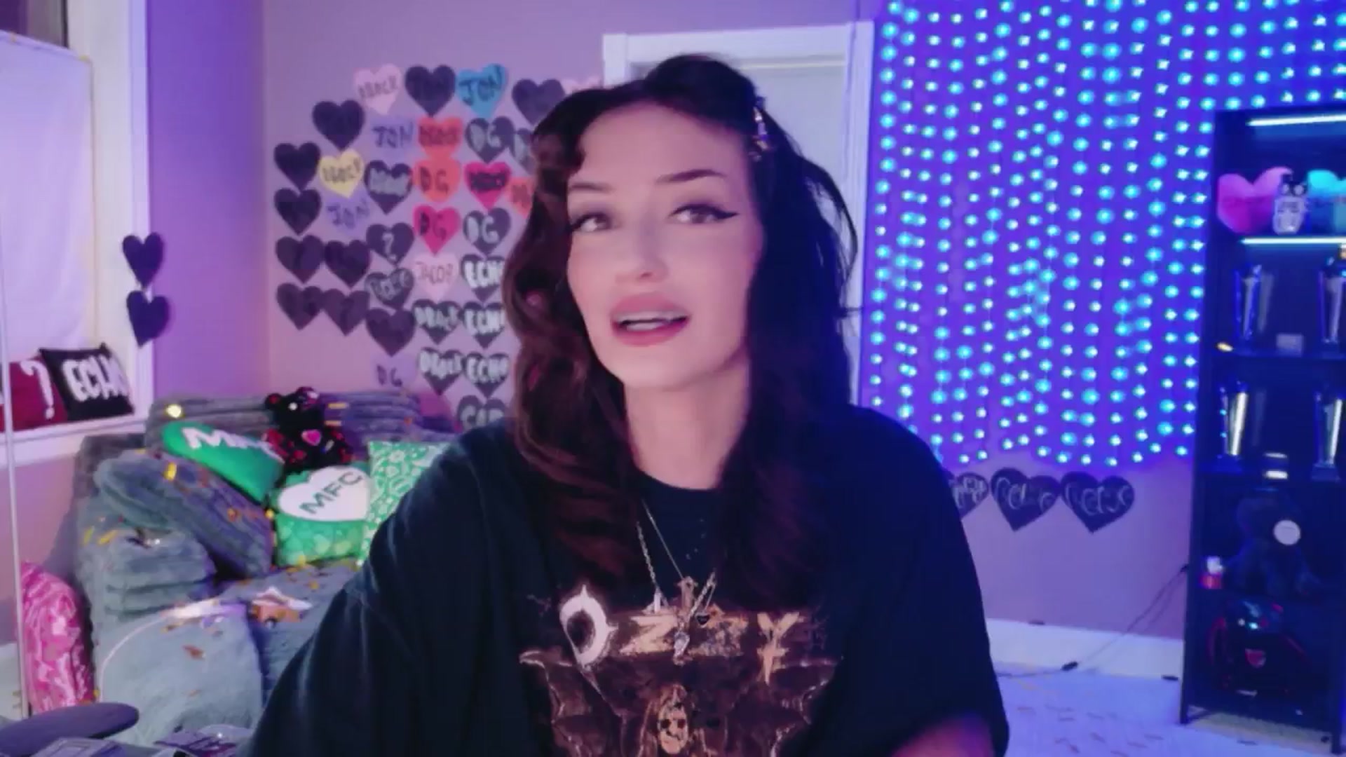 Gallery image thumbnail from DrocksAriel's myfreecams stream on, 03/01/2026, 02:19 image 14 of 20