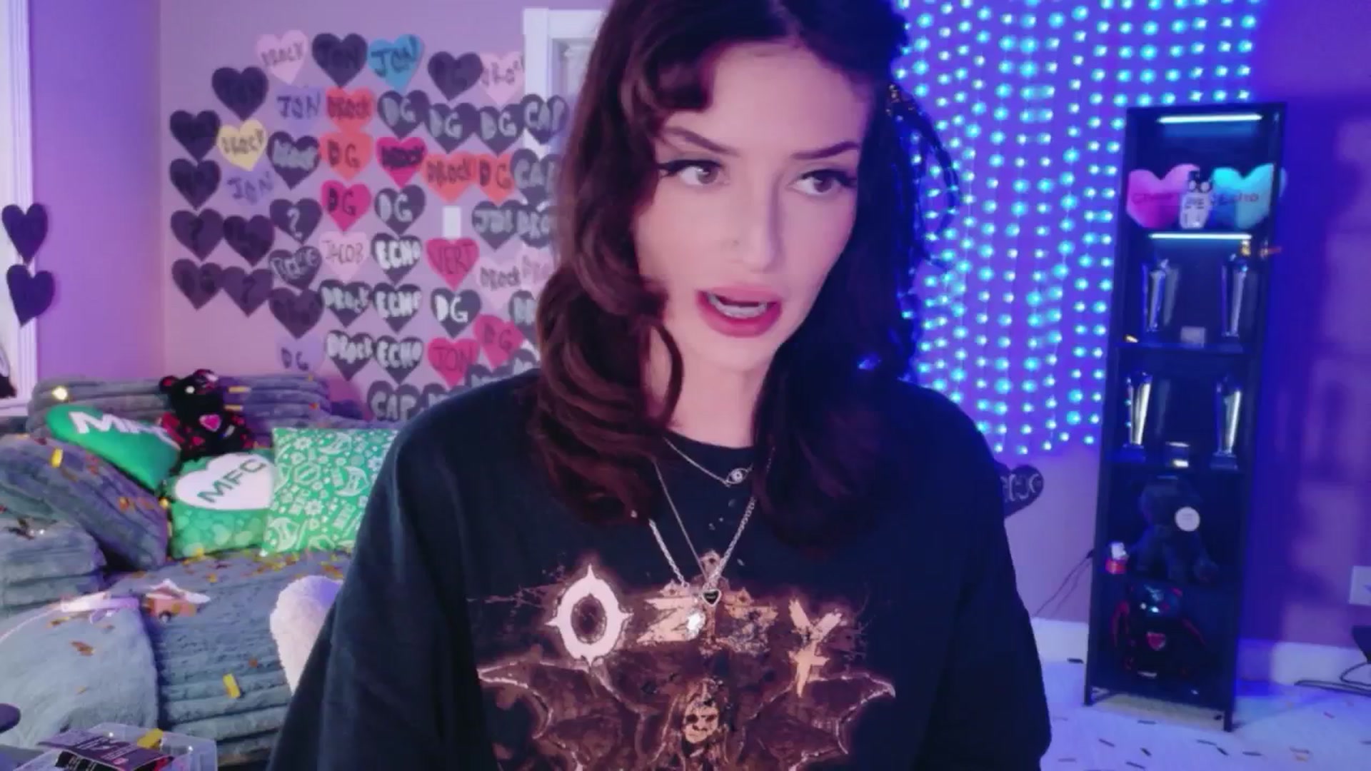 Gallery image thumbnail from DrocksAriel's myfreecams stream on, 03/01/2026, 02:19 image 4 of 20