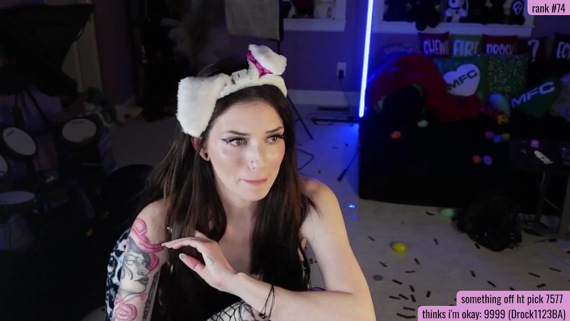 Gallery image thumbnail from DrocksAriel's myfreecams stream on, 04/10/2026, 02:56 image 19 of 20
