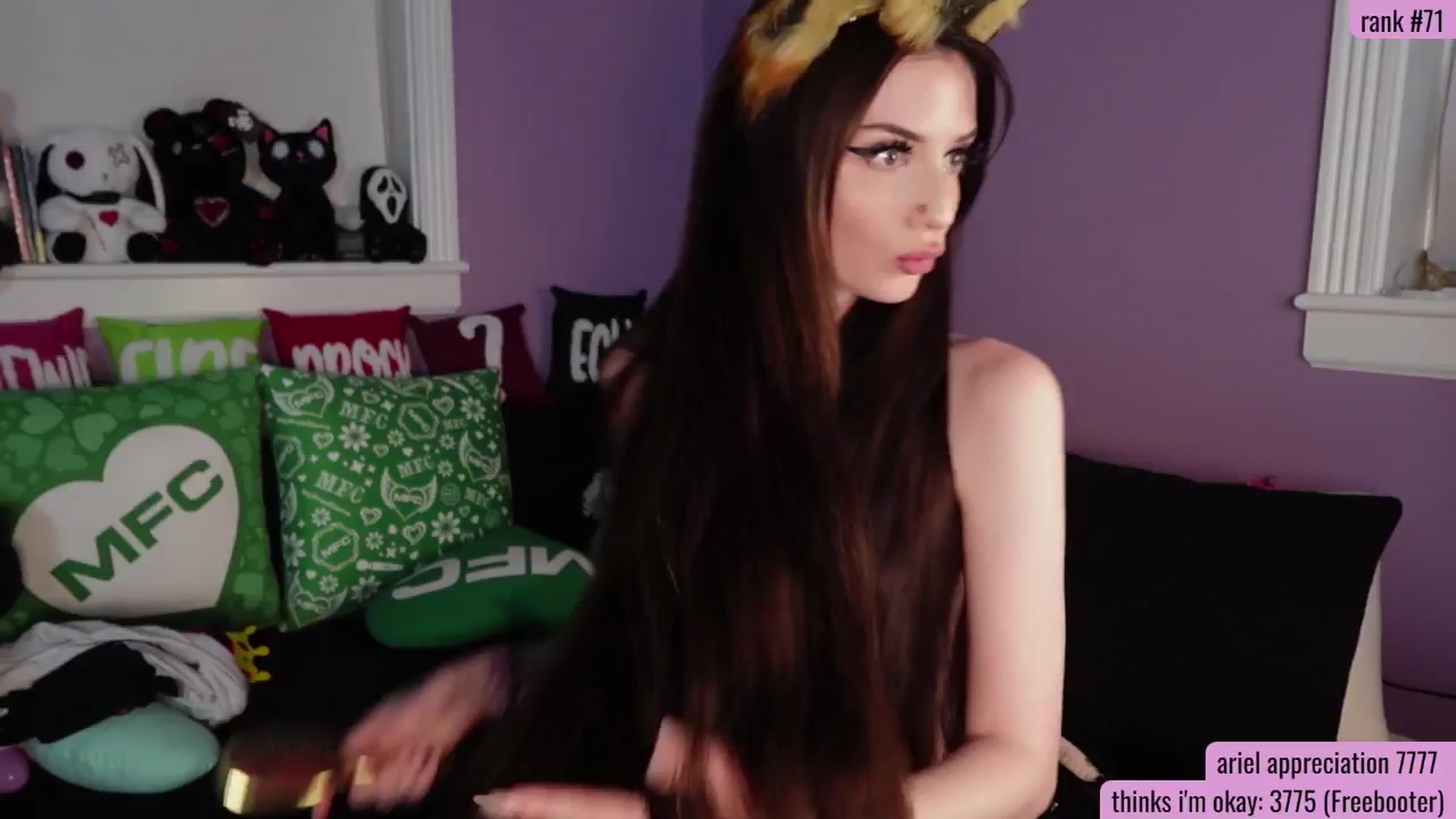 Gallery image thumbnail from DrocksAriel's myfreecams stream on, 04/12/2026, 04:04 image 9 of 20