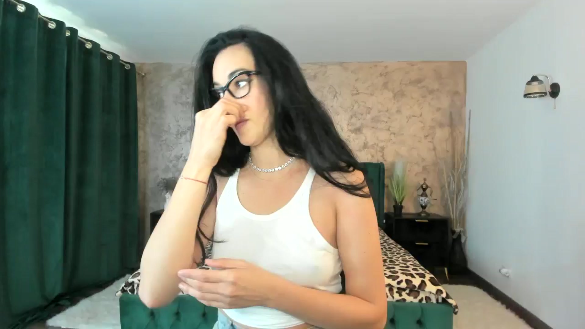 Gallery image thumbnail from Duchesssa's myfreecams stream on, 10/29/2024, 09:21 image 1 of 20