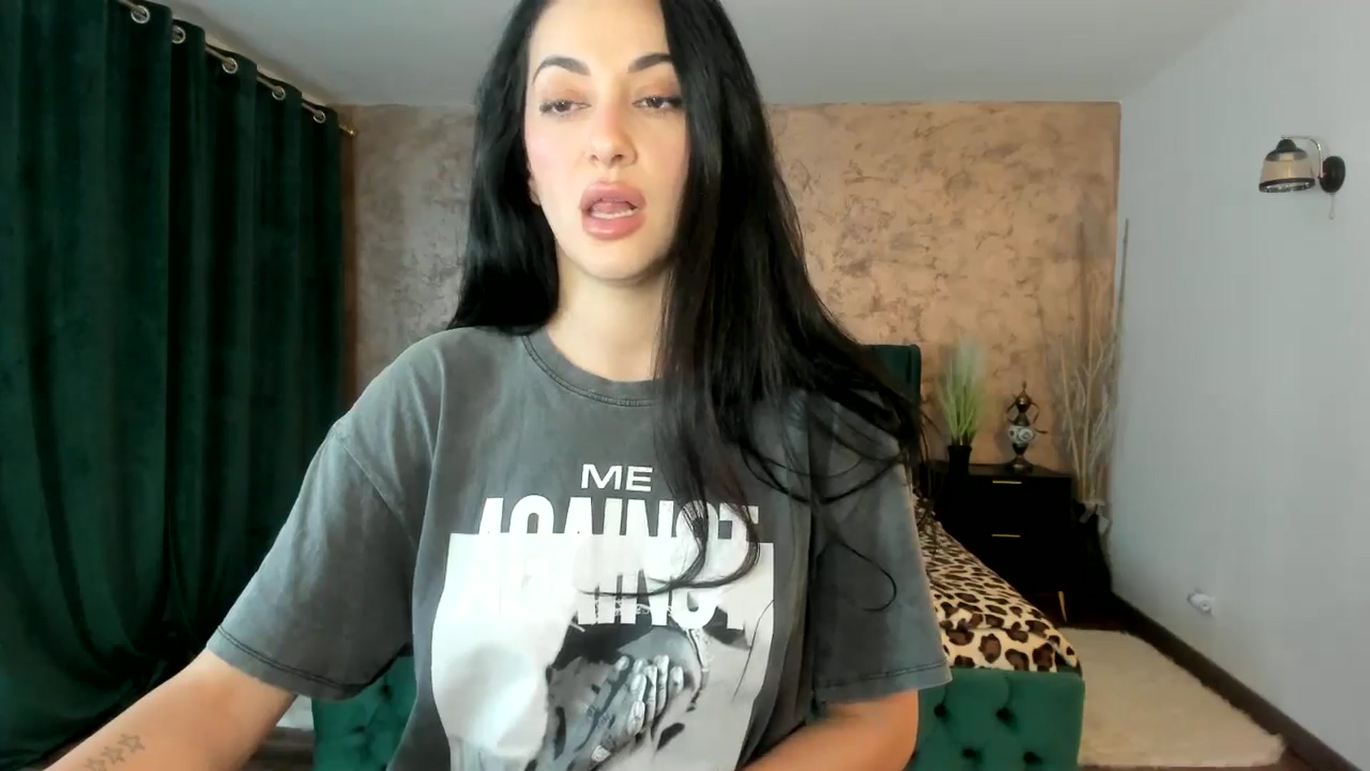 Gallery image thumbnail from Duchesssa's myfreecams stream on, 11/26/2024, 20:19 image 8 of 20