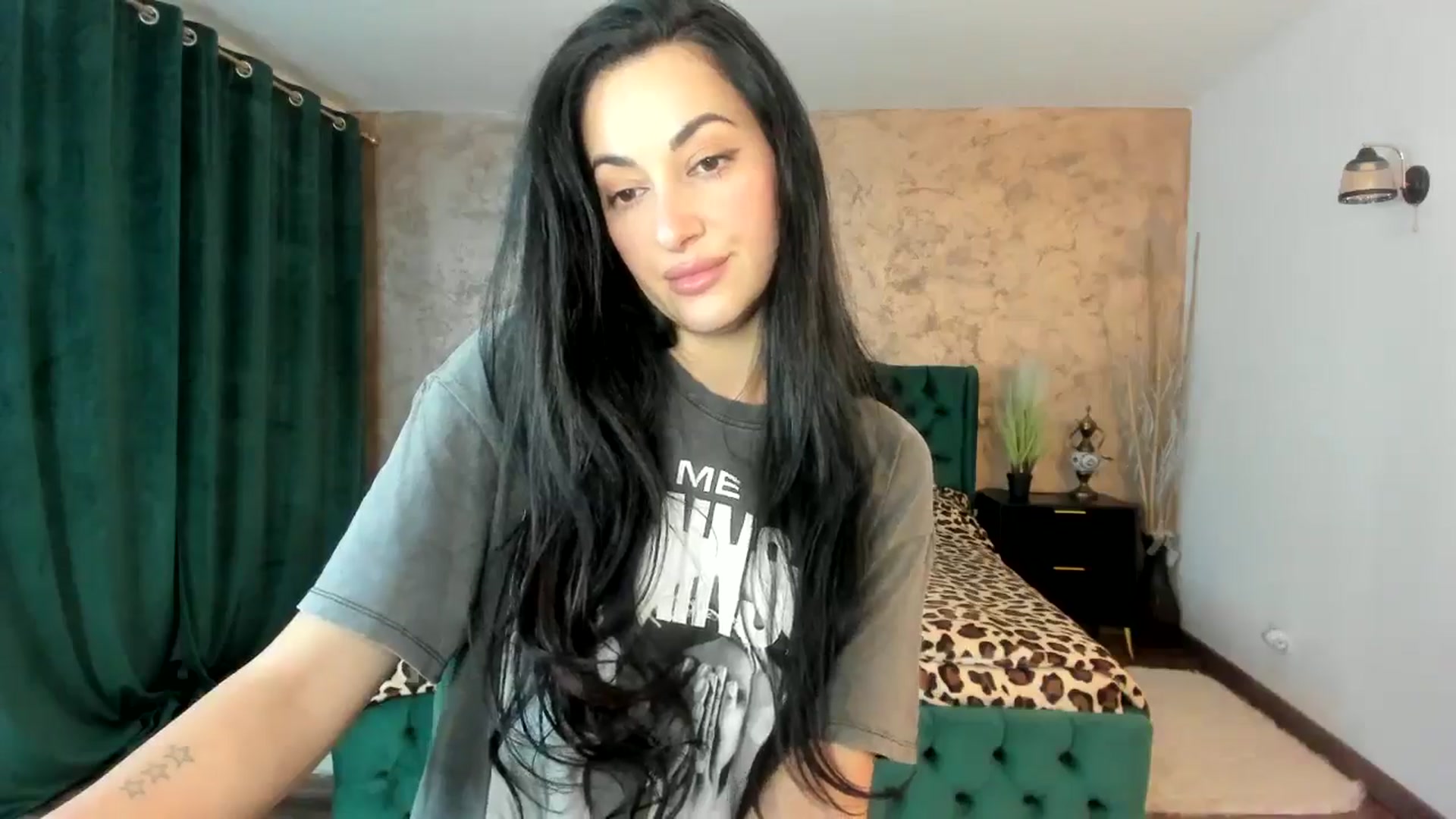 Gallery image thumbnail from Duchesssa's myfreecams stream on, 11/26/2024, 20:19 image 11 of 20