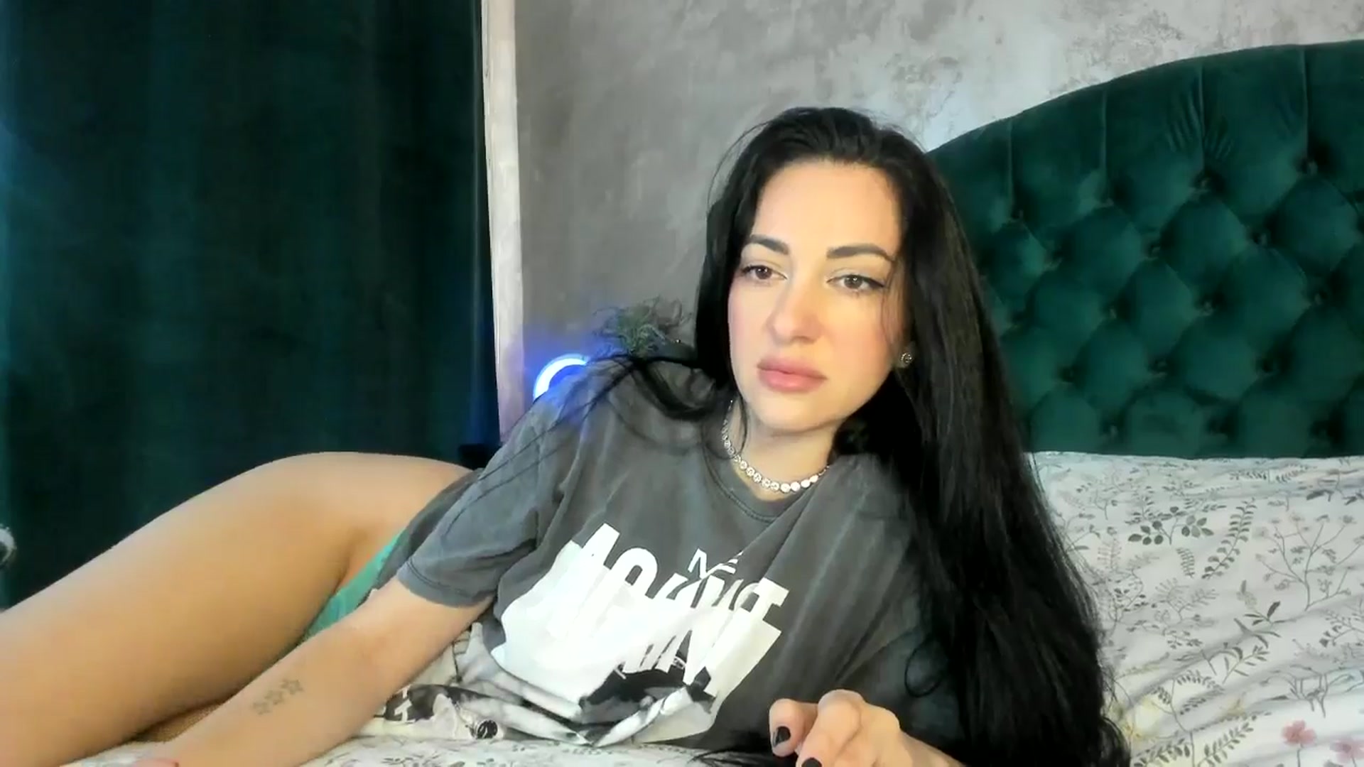 Gallery image thumbnail from Duchesssa's myfreecams stream on, 12/13/2024, 11:53 image 3 of 20