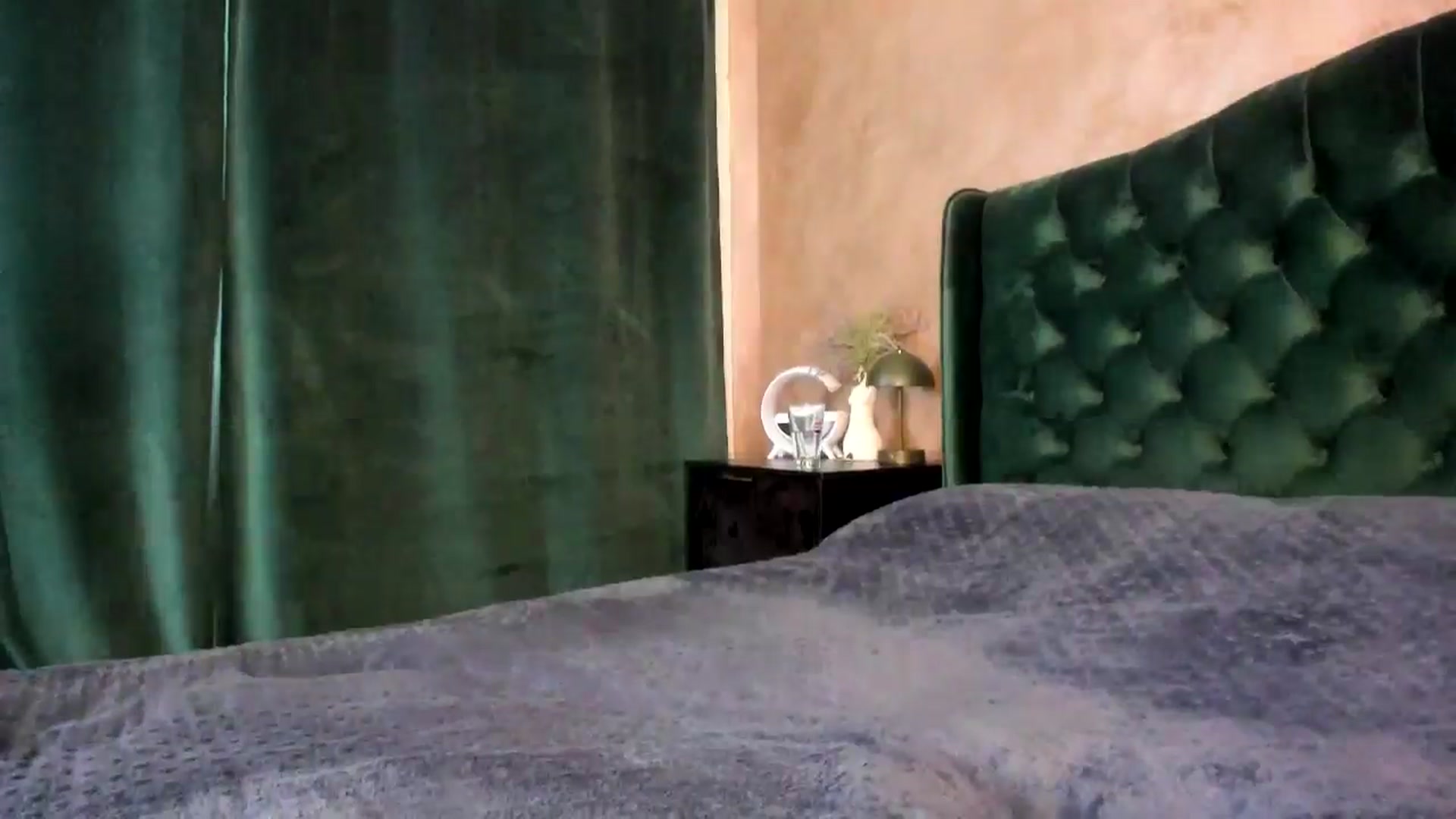 Gallery image thumbnail from Duchesssa's myfreecams stream on, 12/19/2024, 12:42 image 17 of 20