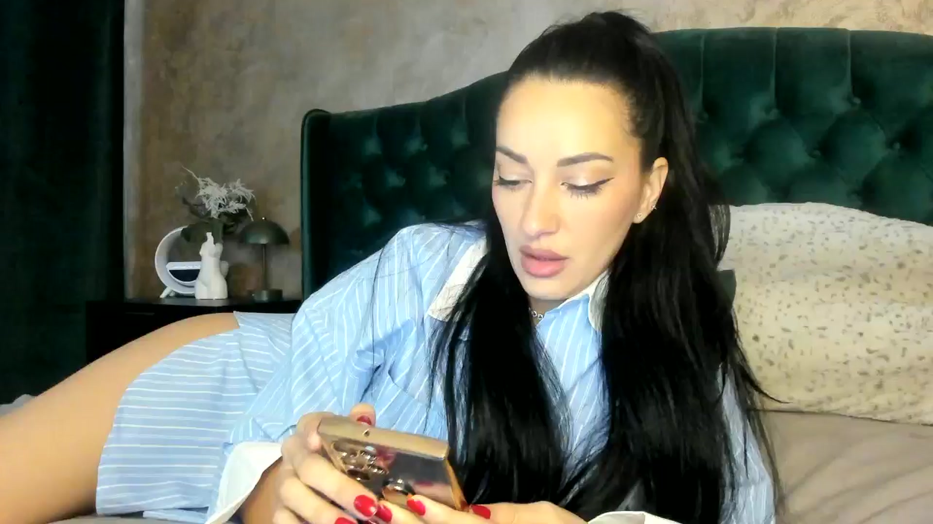 Gallery image thumbnail from Duchesssa's myfreecams stream on, 03/06/2025, 09:46 image 1 of 20