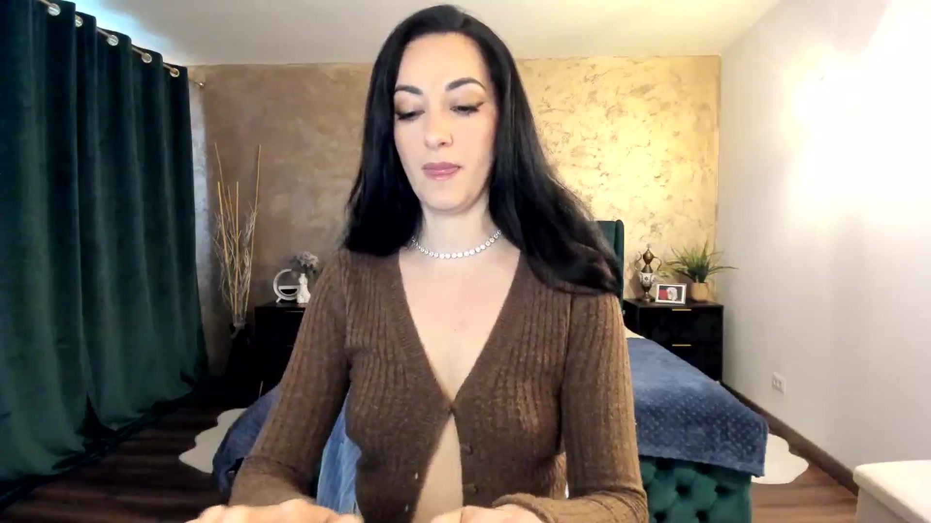 Gallery image thumbnail from Duchesssa's myfreecams stream on, 04/14/2025, 08:28 image 14 of 20