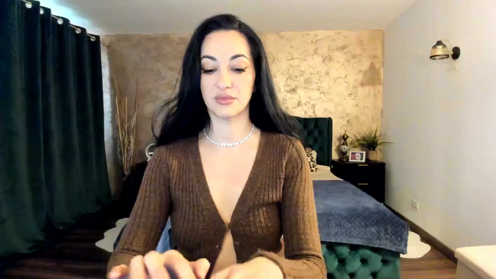 Gallery image thumbnail from Duchesssa's myfreecams stream on, 04/14/2025, 08:28 image 11 of 20