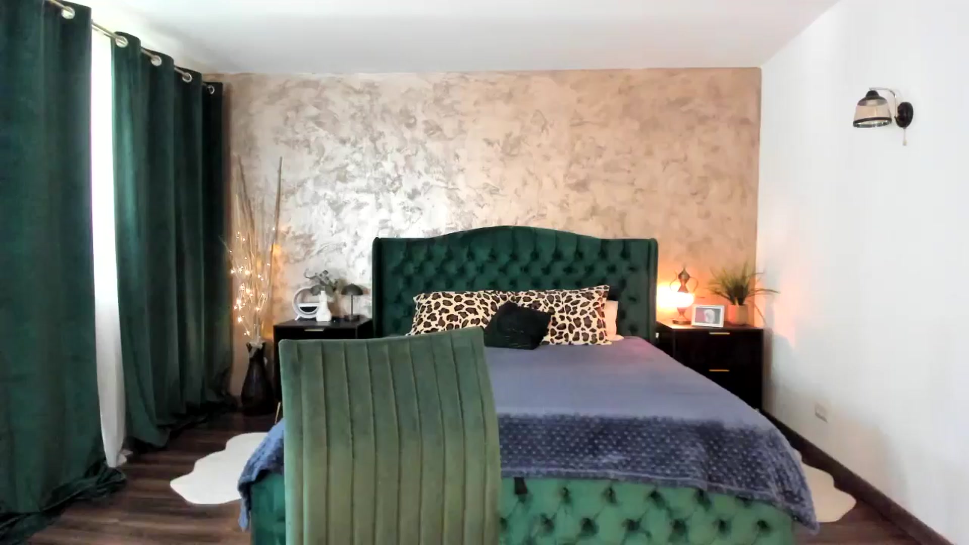 Gallery image thumbnail from Duchesssa's myfreecams stream on, 04/18/2025, 07:56 image 18 of 20