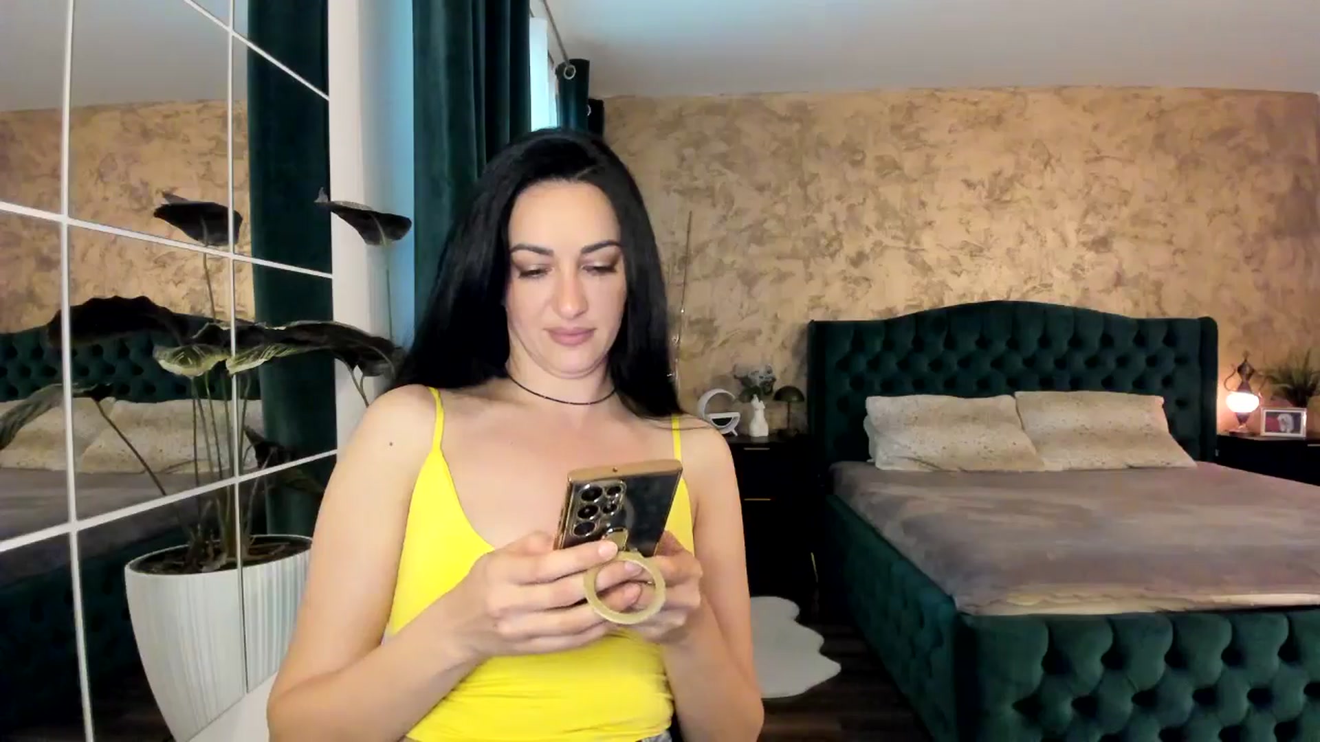 Gallery image thumbnail from Duchesssa's myfreecams stream on, 05/07/2025, 10:04 image 19 of 20