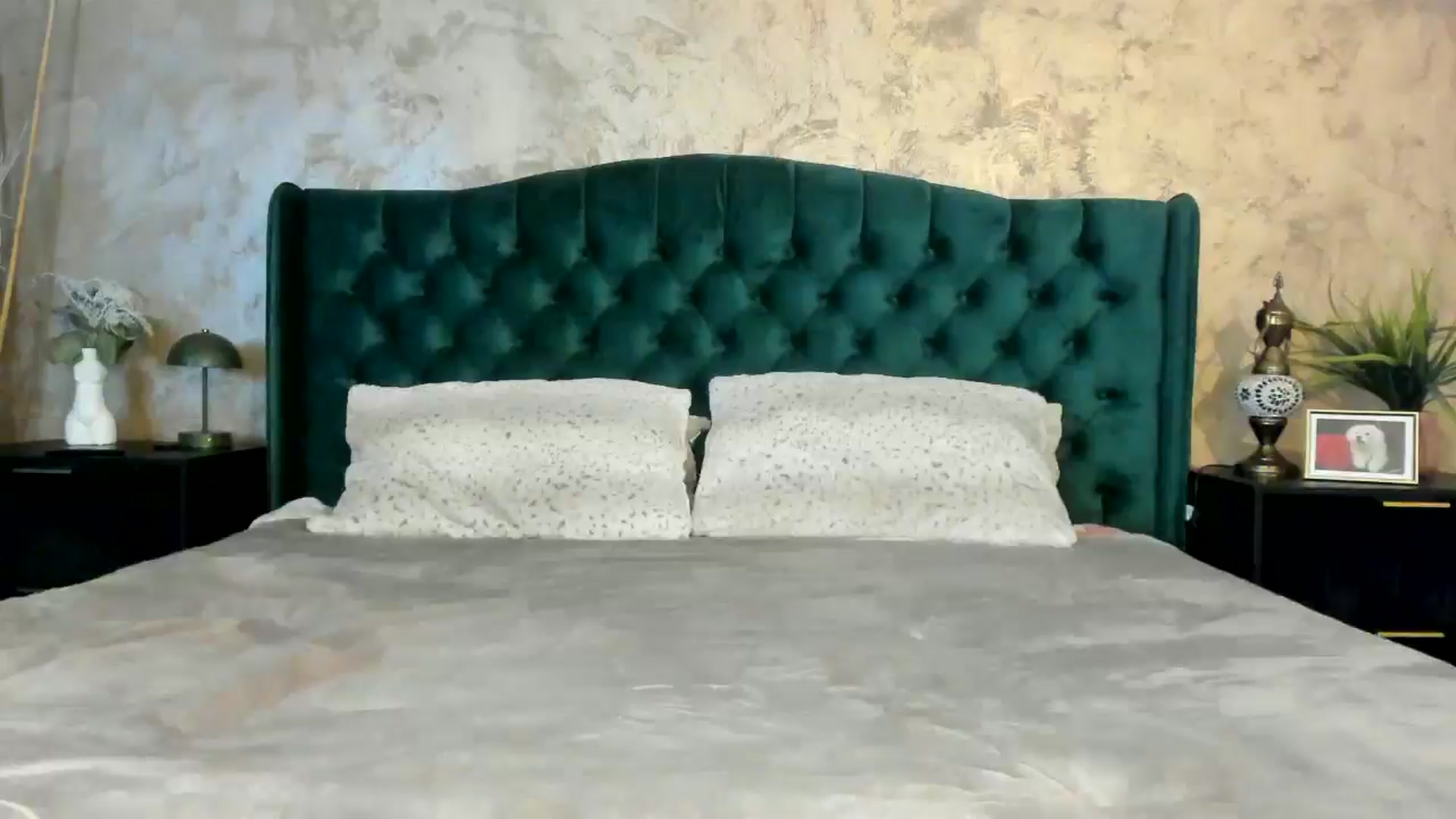 Gallery image thumbnail from Duchesssa's myfreecams stream on, 05/19/2025, 09:28 image 20 of 20