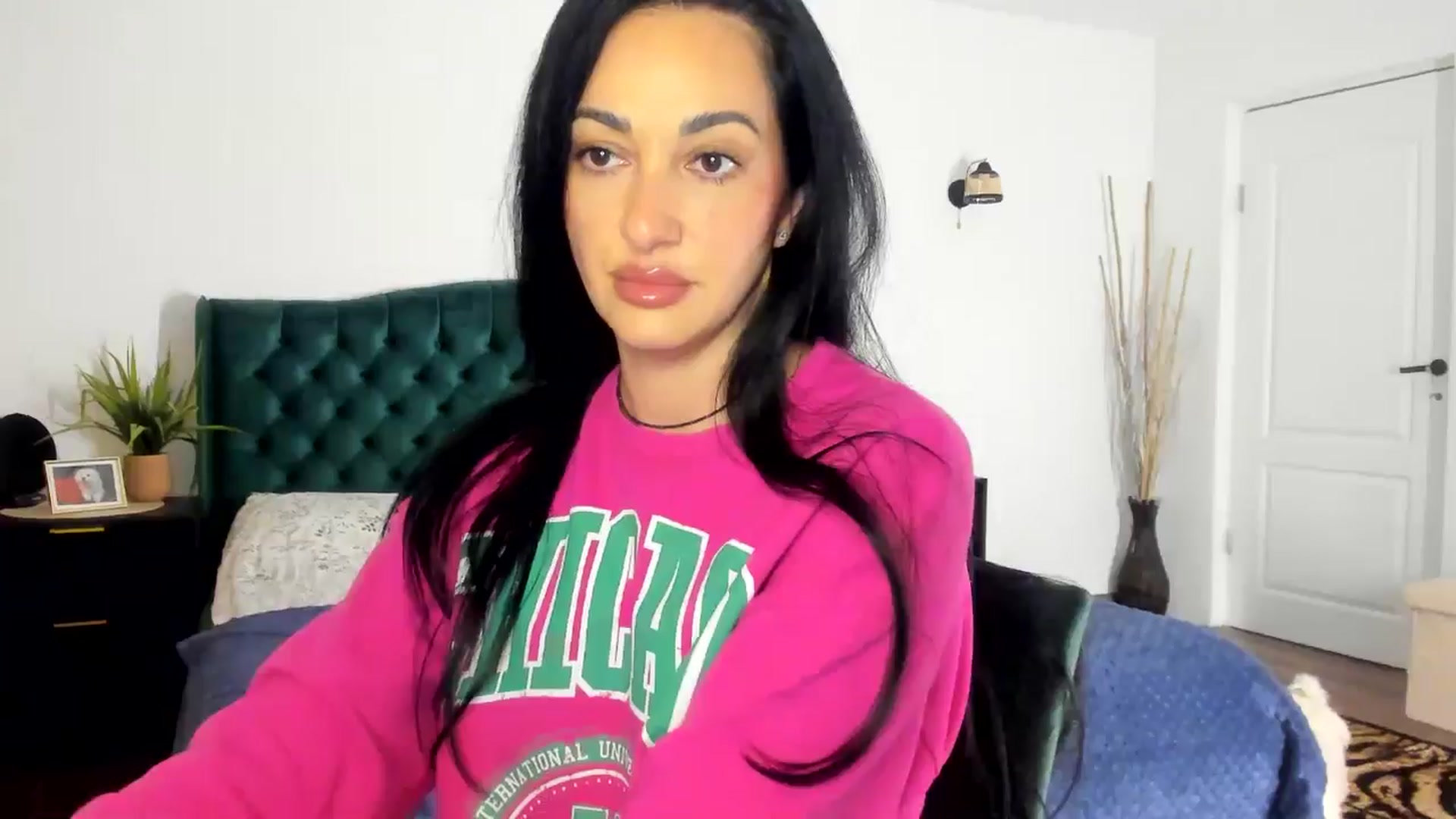 Gallery image thumbnail from Duchesssa's myfreecams stream on, 10/24/2025, 11:04 image 18 of 20