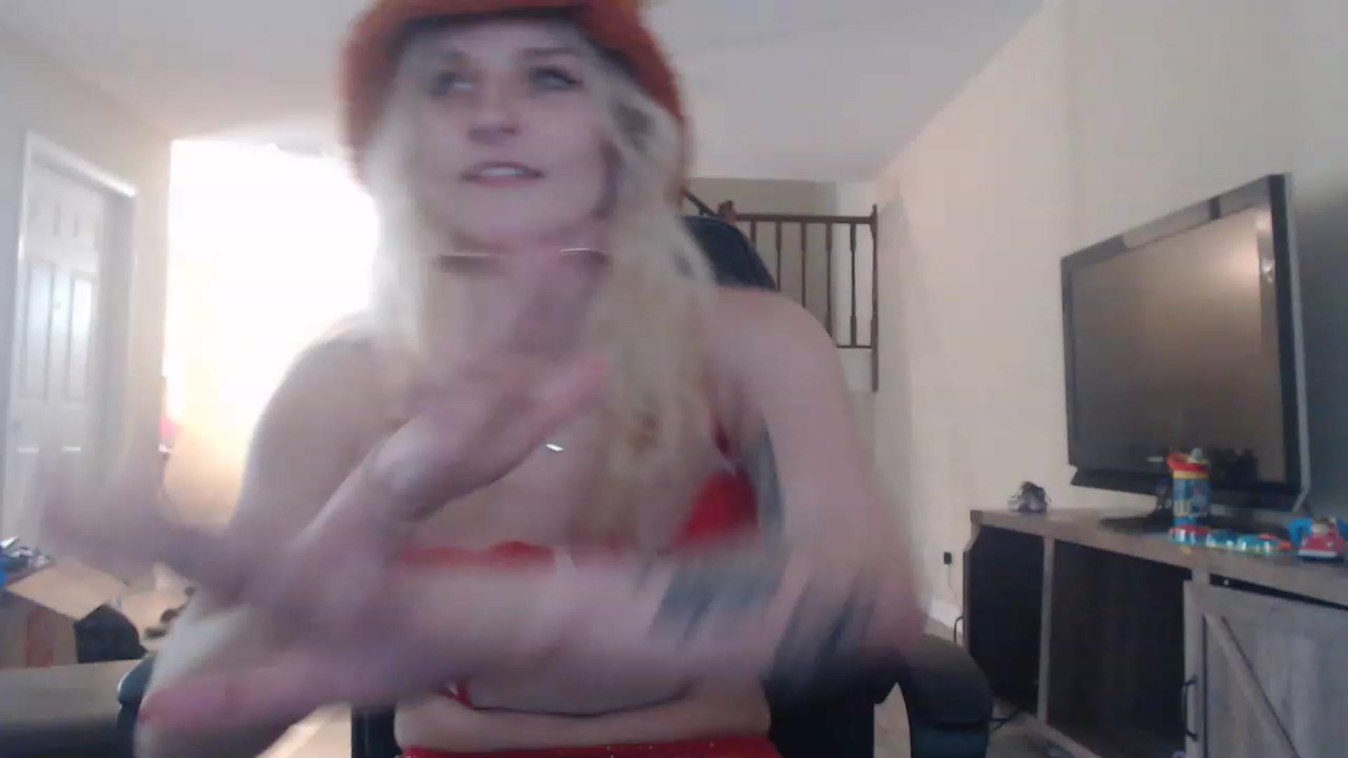 Gallery image thumbnail from DuckChan0's myfreecams stream on, 11/15/2022, 18:54 image 10 of 20