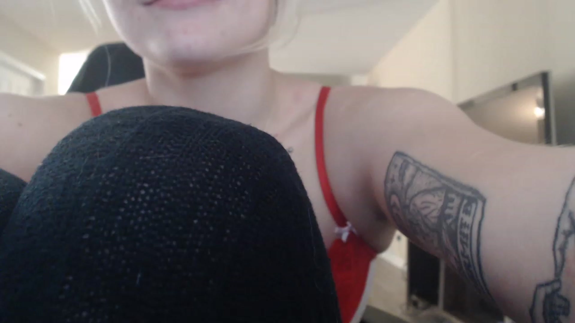 Gallery image thumbnail from DuckChan0's myfreecams stream on, 11/15/2022, 18:54 image 7 of 20