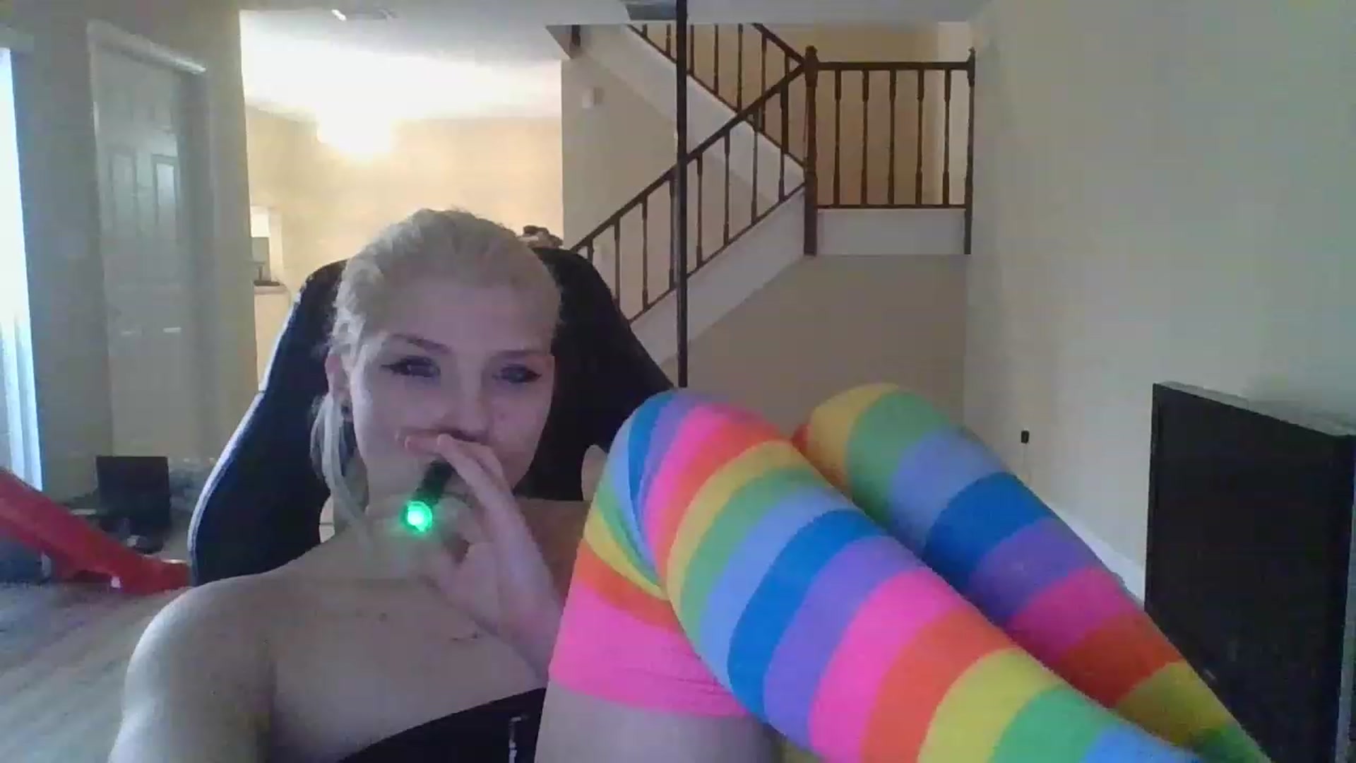 Gallery image thumbnail from DuckChan0's myfreecams stream on, 11/28/2022, 18:18 image 18 of 20