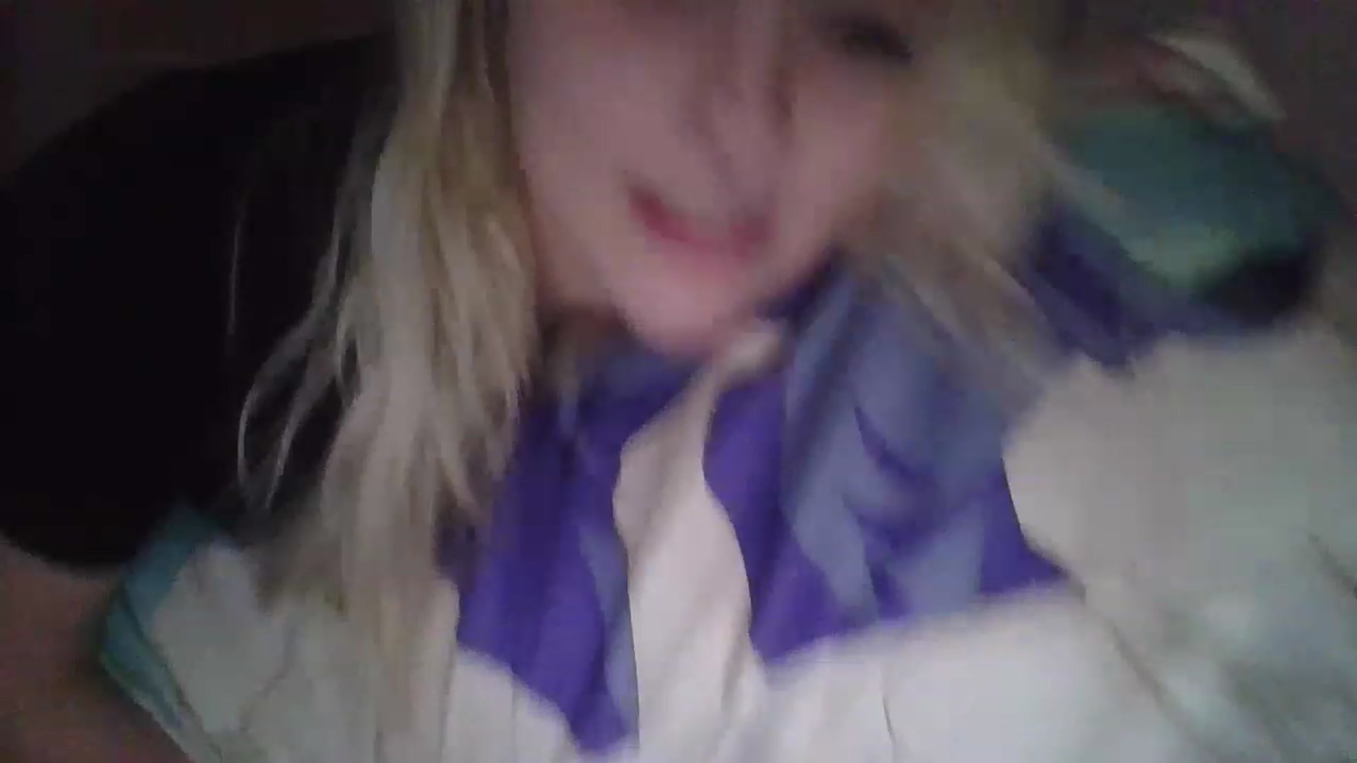 Gallery image thumbnail from DuckChan0's myfreecams stream on, 12/18/2022, 01:06 image 20 of 20