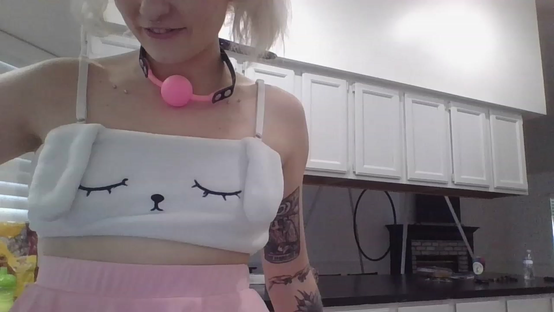 Gallery image thumbnail from DuckChan0's myfreecams stream on, 01/04/2023, 16:40 image 6 of 20