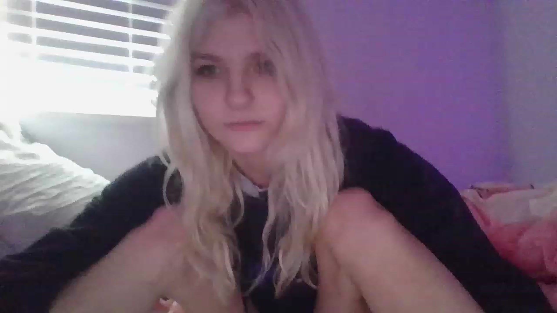 Gallery image thumbnail from DuckChan0's myfreecams stream on, 01/12/2023, 18:16 image 1 of 20