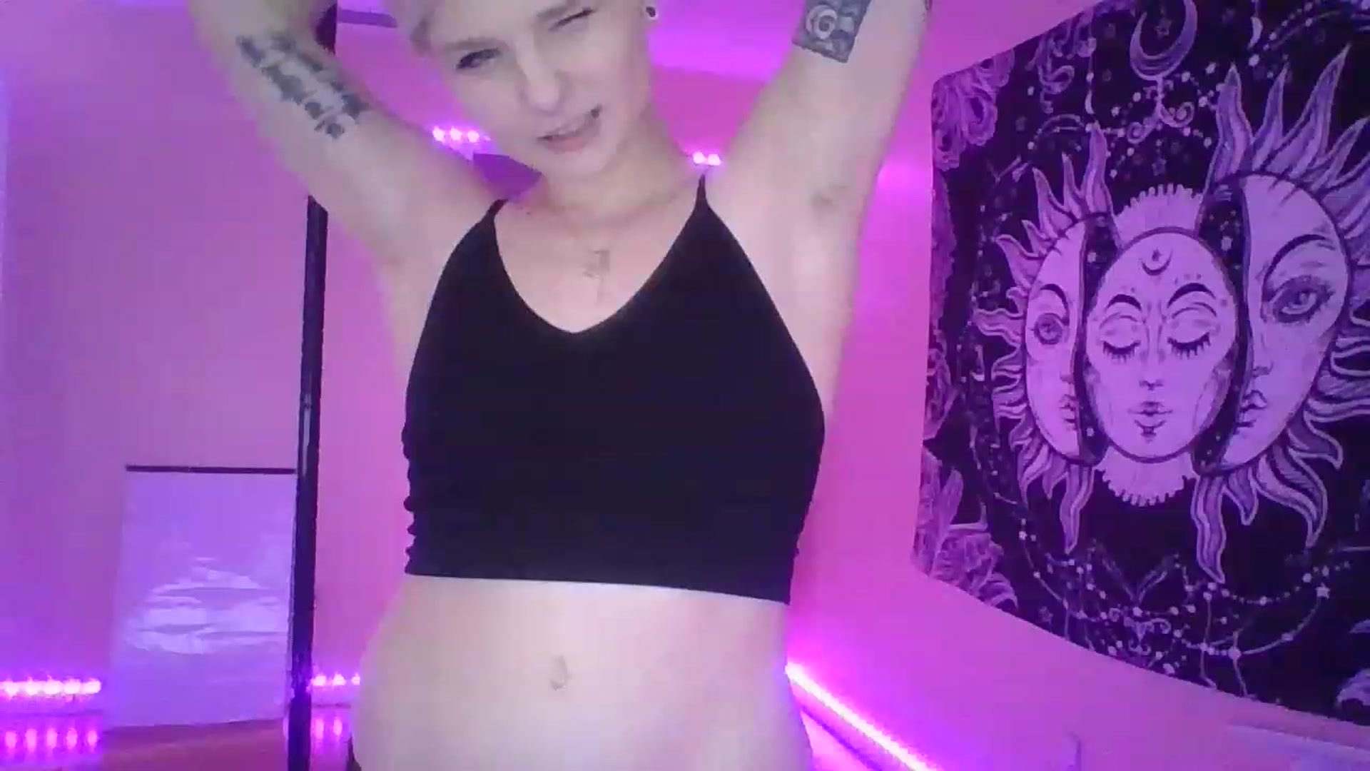 Gallery image thumbnail from DuckChan0's myfreecams stream on, 01/19/2023, 17:32 image 19 of 20