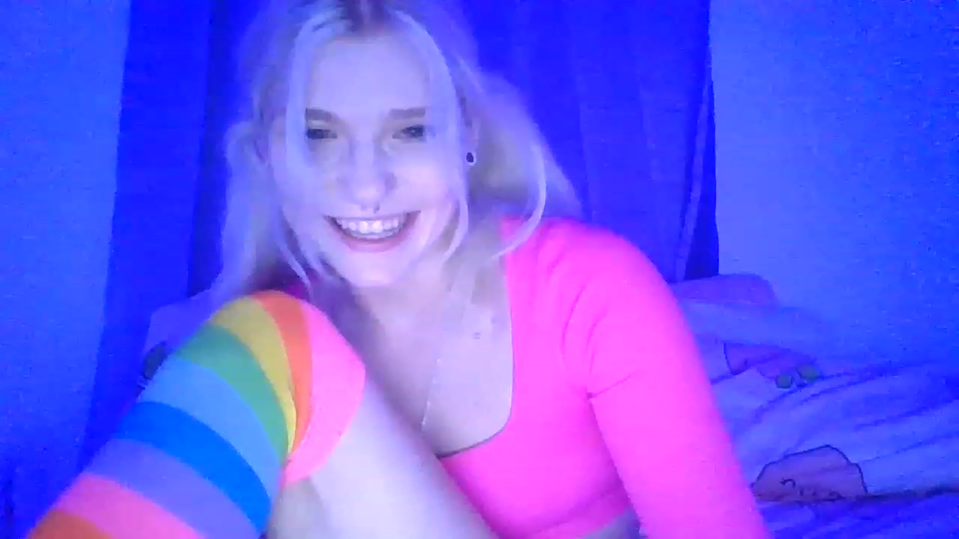 Gallery image thumbnail from DuckChan0's myfreecams stream on, 01/30/2023, 24:02 image 2 of 20