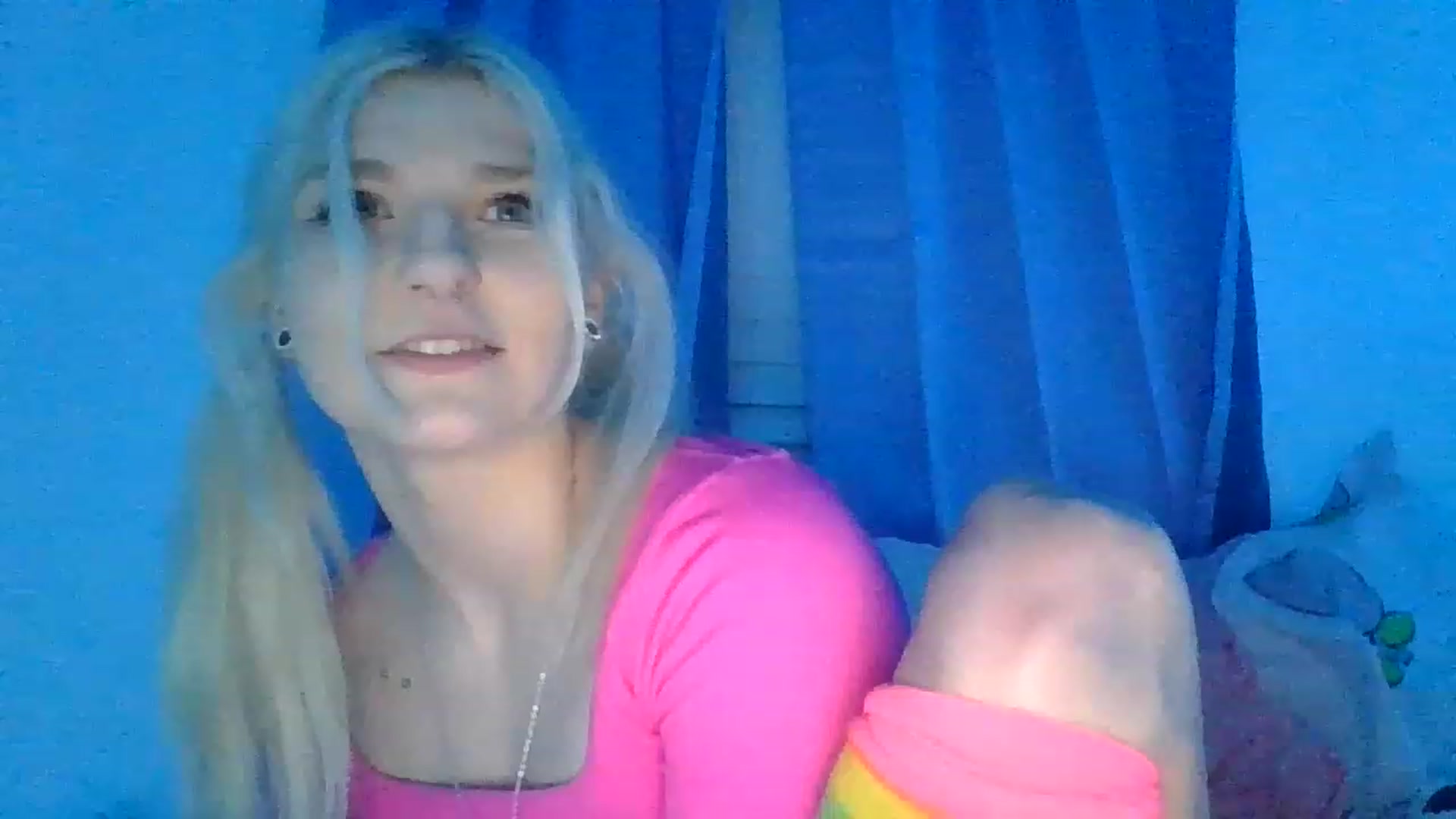 Gallery image thumbnail from DuckChan0's myfreecams stream on, 01/30/2023, 24:02 image 9 of 20