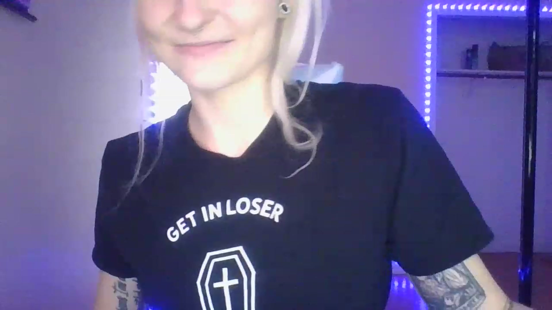 Gallery image thumbnail from DuckChan0's myfreecams stream on, 02/01/2023, 16:01 image 4 of 20