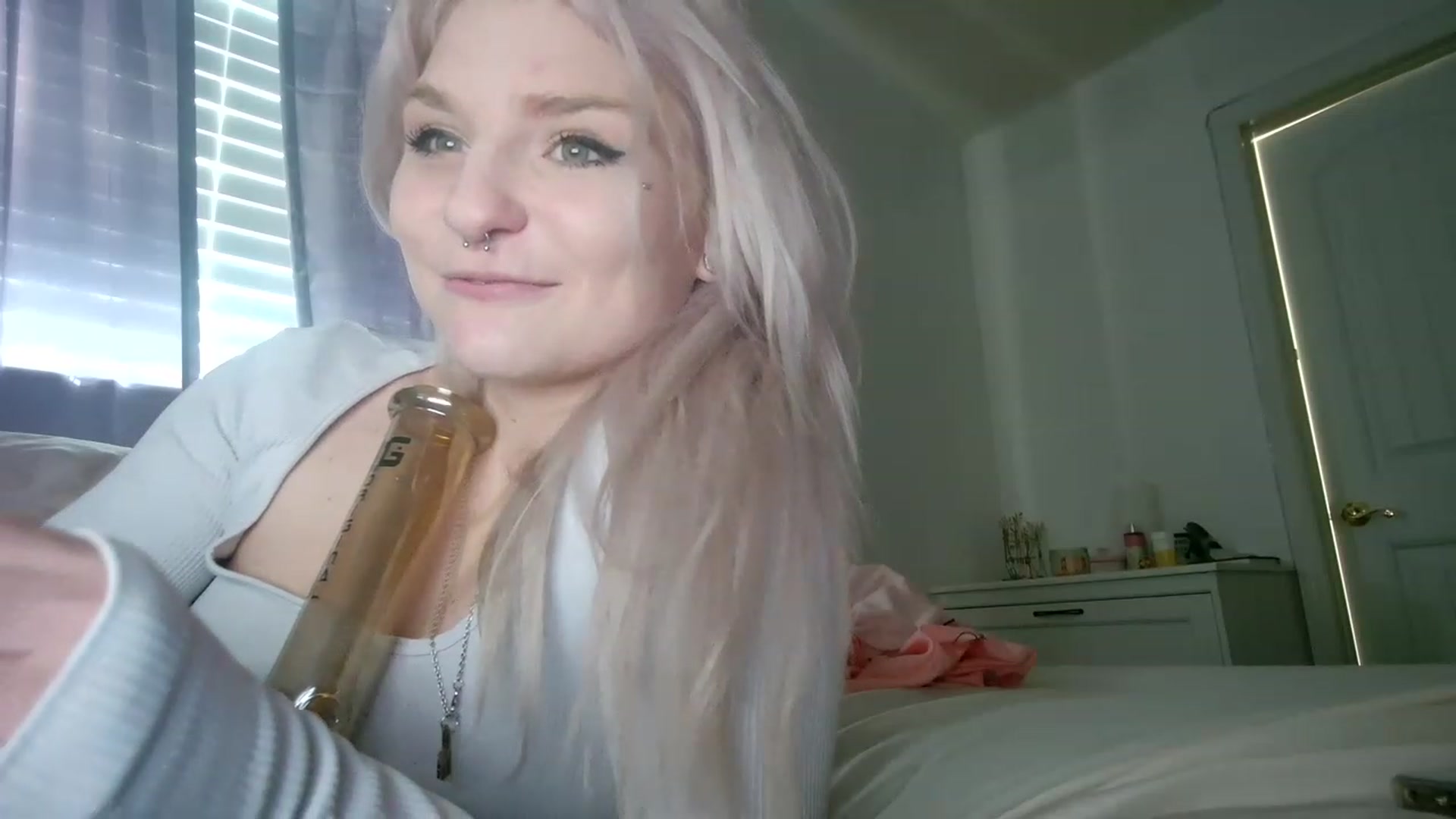 Gallery image thumbnail from DuckChan0's myfreecams stream on, 02/07/2023, 18:05 image 8 of 20