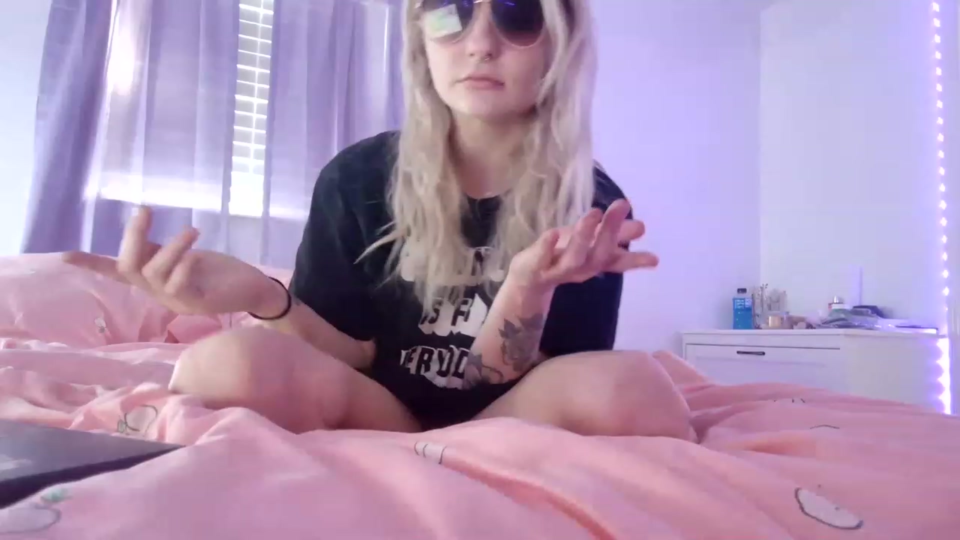 Gallery image thumbnail from DuckChan0's myfreecams stream on, 02/09/2023, 19:02 image 11 of 20