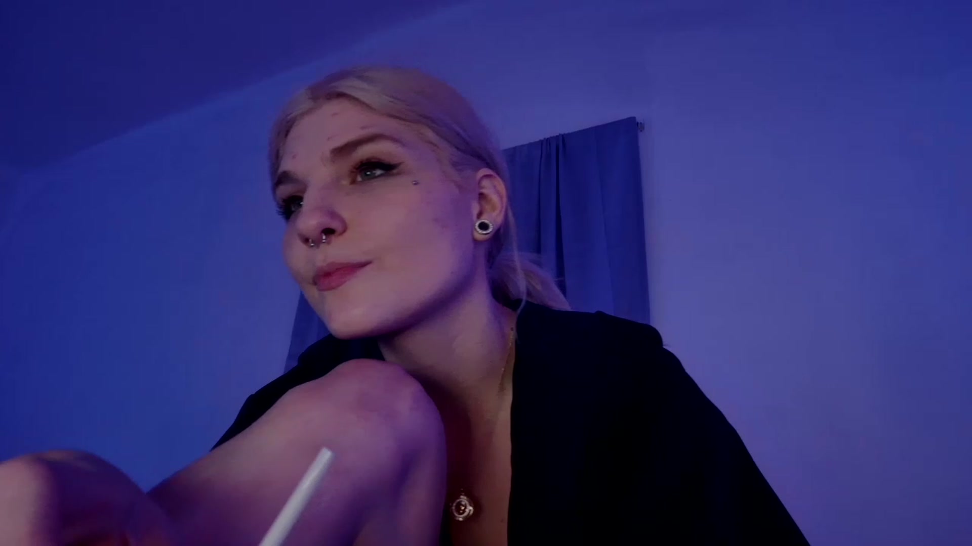 Gallery image thumbnail from DuckChan0's myfreecams stream on, 02/12/2023, 03:12 image 13 of 20