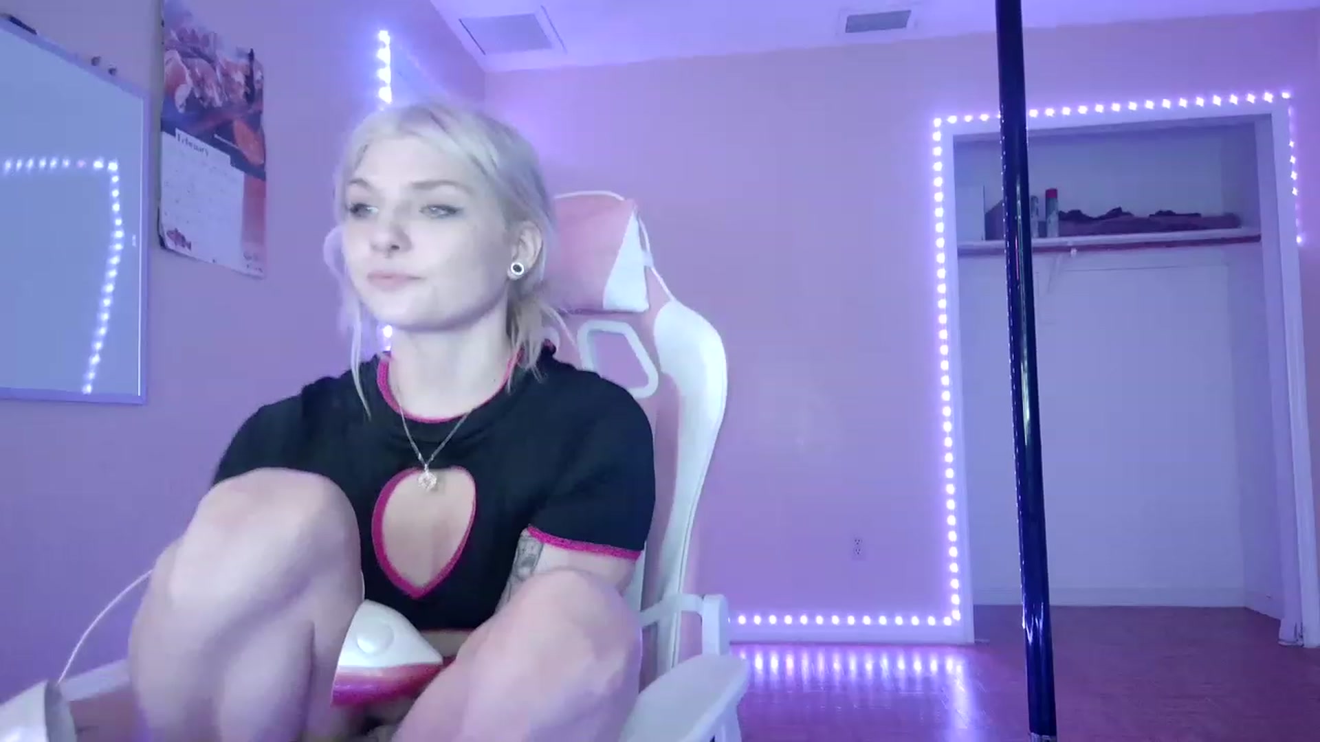 Gallery image thumbnail from DuckChan0's myfreecams stream on, 02/15/2023, 17:41 image 20 of 20
