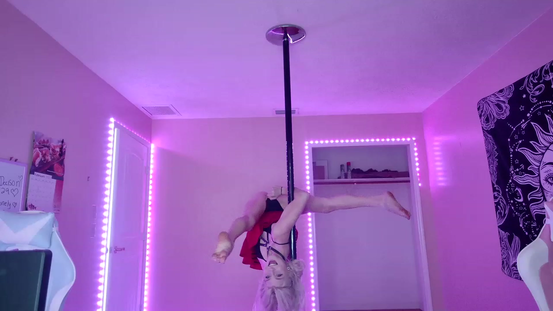 Gallery image thumbnail from DuckChan0's myfreecams stream on, 02/22/2023, 15:55 image 10 of 20
