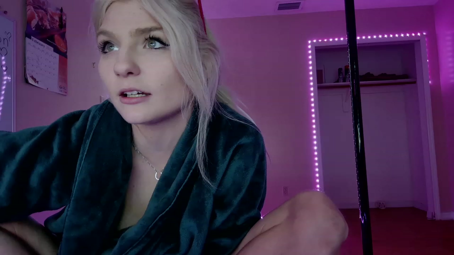 Gallery image thumbnail from DuckChan0's myfreecams stream on, 02/28/2023, 17:47 image 9 of 20
