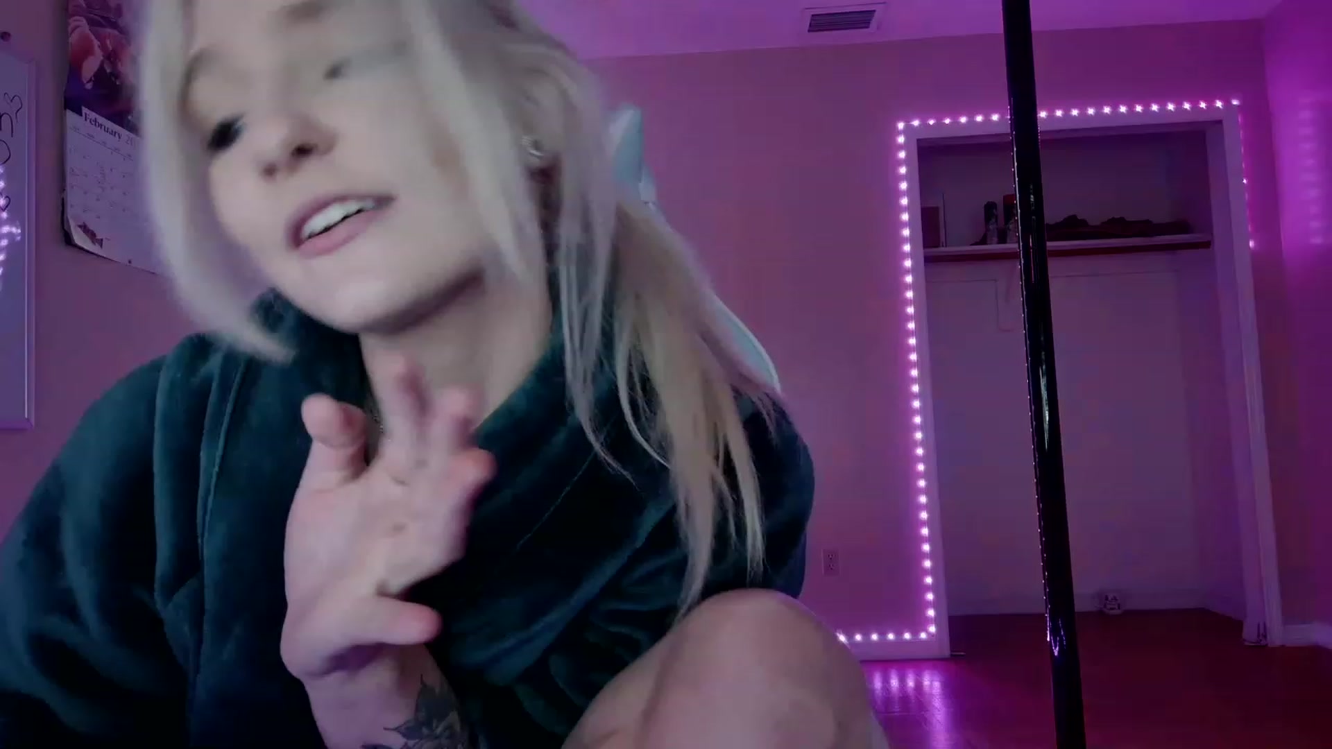 Gallery image thumbnail from DuckChan0's myfreecams stream on, 02/28/2023, 17:47 image 6 of 20