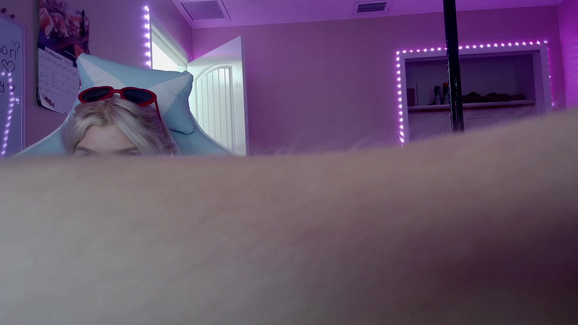 Gallery image thumbnail from DuckChan0's myfreecams stream on, 02/28/2023, 17:47 image 14 of 20