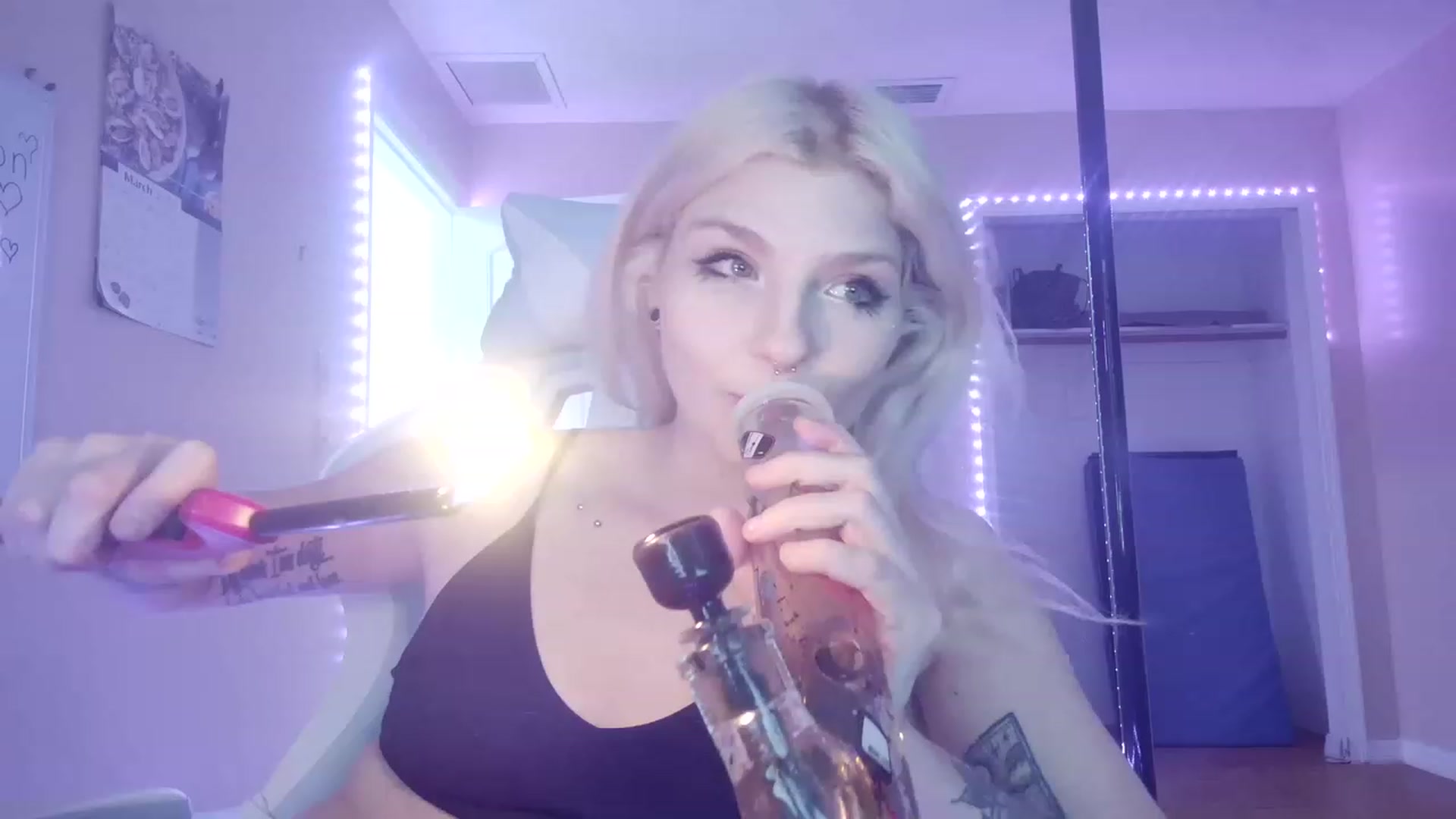 Gallery image thumbnail from DuckChan0's myfreecams stream on, 03/15/2023, 15:57 image 19 of 20