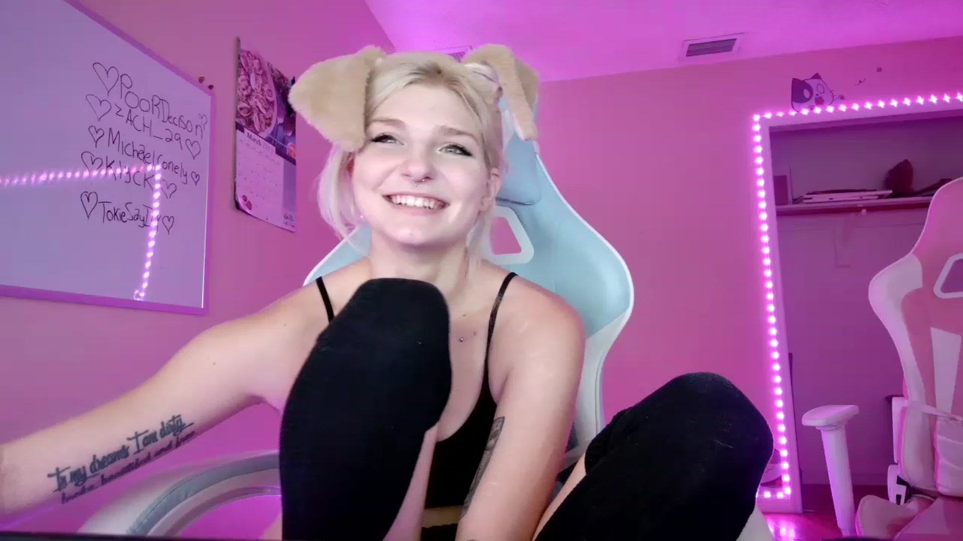 Gallery image thumbnail from DuckChan0's myfreecams stream on, 04/05/2023, 17:58 image 19 of 20